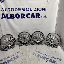 Carica l&#39;immagine nel visualizzatore di Gallery, 4 cerchi in lega 4 fori RENAULT clio 2^ serie 15 pollici  anno 2001
