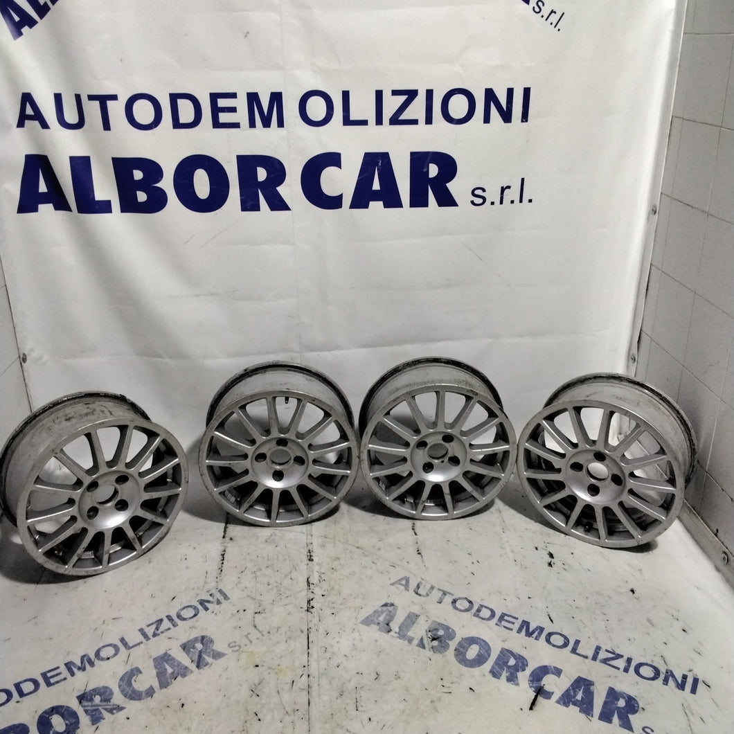 4 cerchi in lega 4 fori RENAULT clio 2^ serie 15 pollici  anno 2001