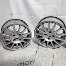 Carica l&#39;immagine nel visualizzatore di Gallery, 4 cerchi in lega 4 fori RENAULT clio 2^ serie 15 pollici  anno 2001

