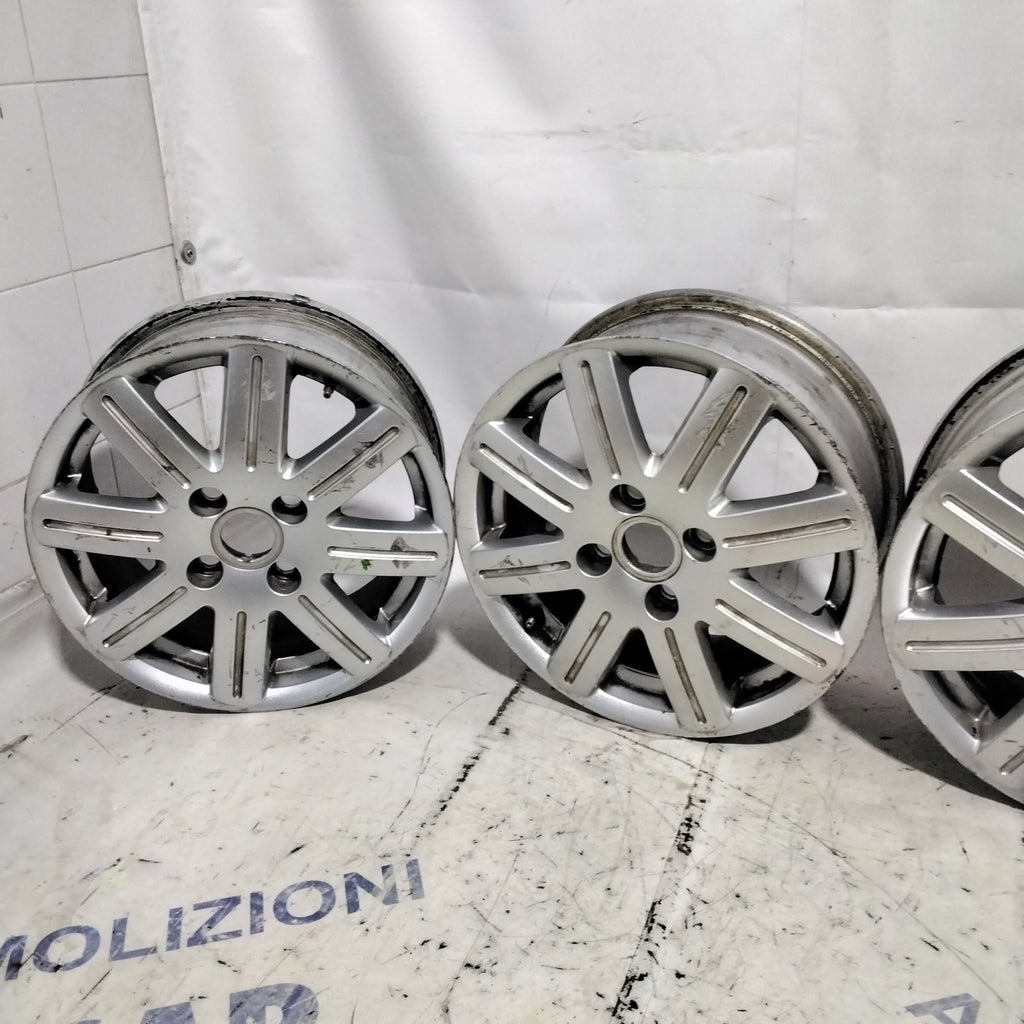 4 cerchi in lega 4 fori FORD  15 pollici