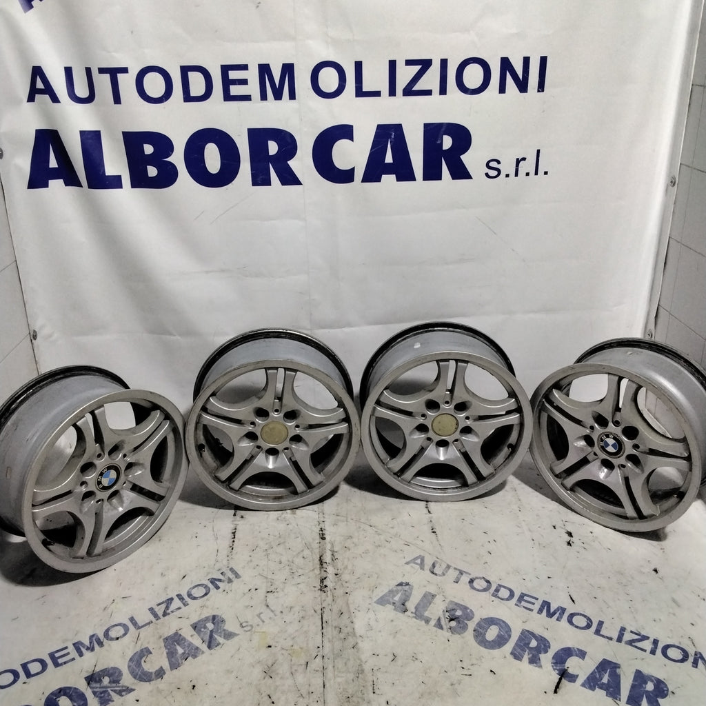 4 cerchi in lega 5 fori BMW 16 pollici