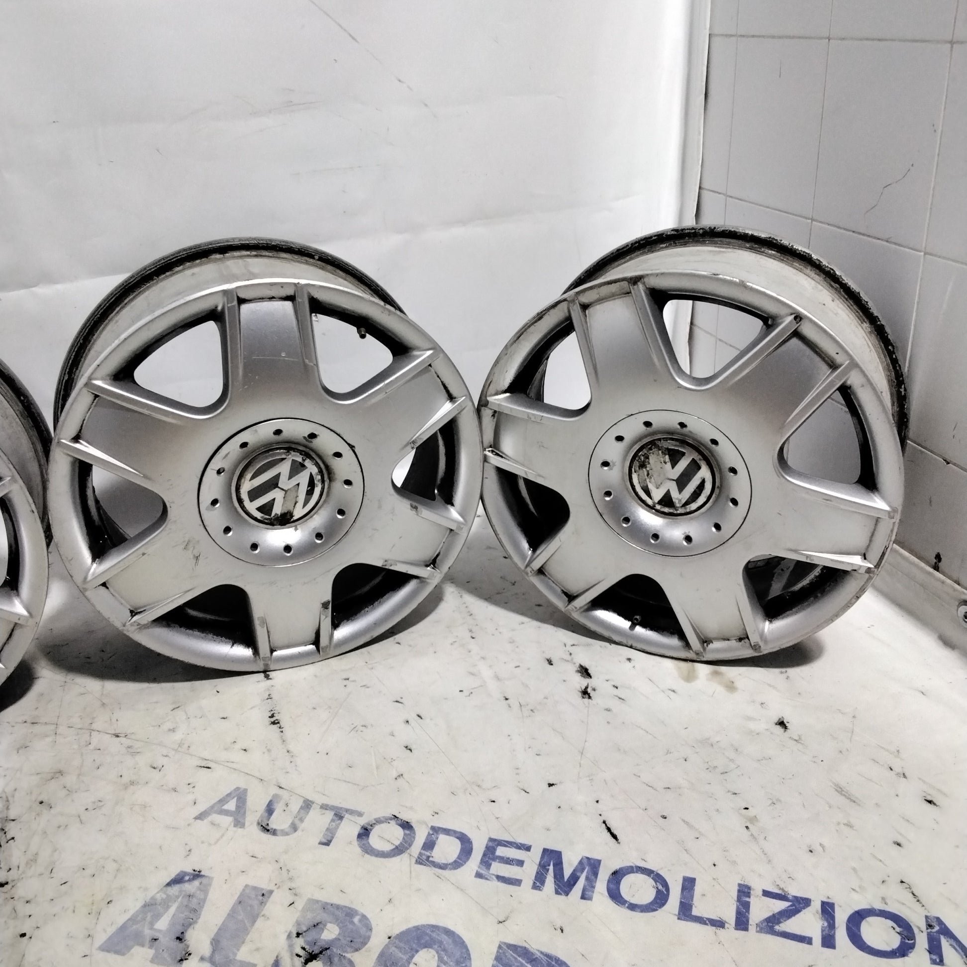 4 cerchi in lega 5 fori VOLKSWAGEN 16 pollici