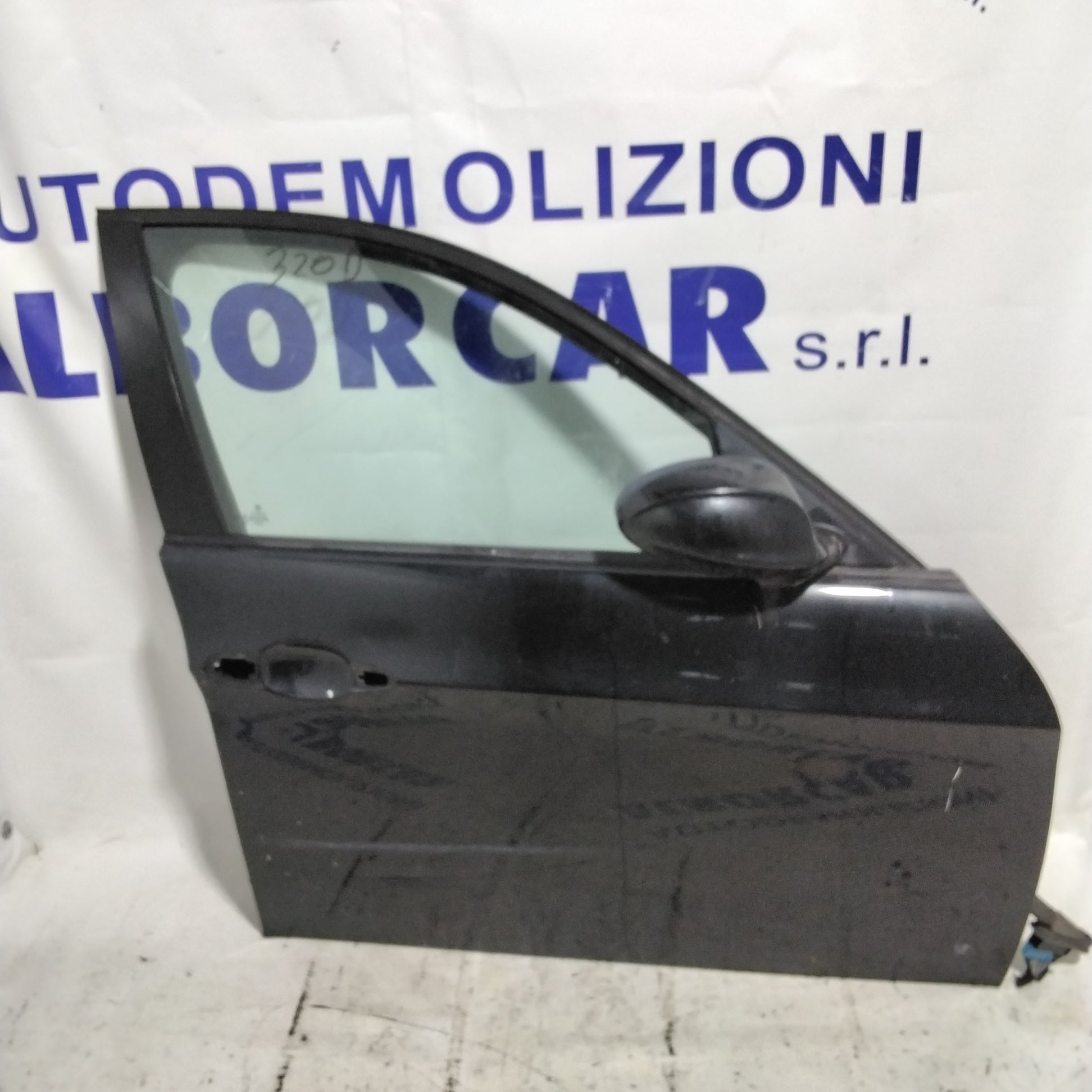 Puerta delantera derecha BMW 320 año 2006