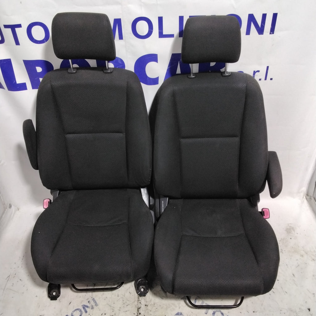 Tappezzeria TOYOTA corolla verso anno 2007