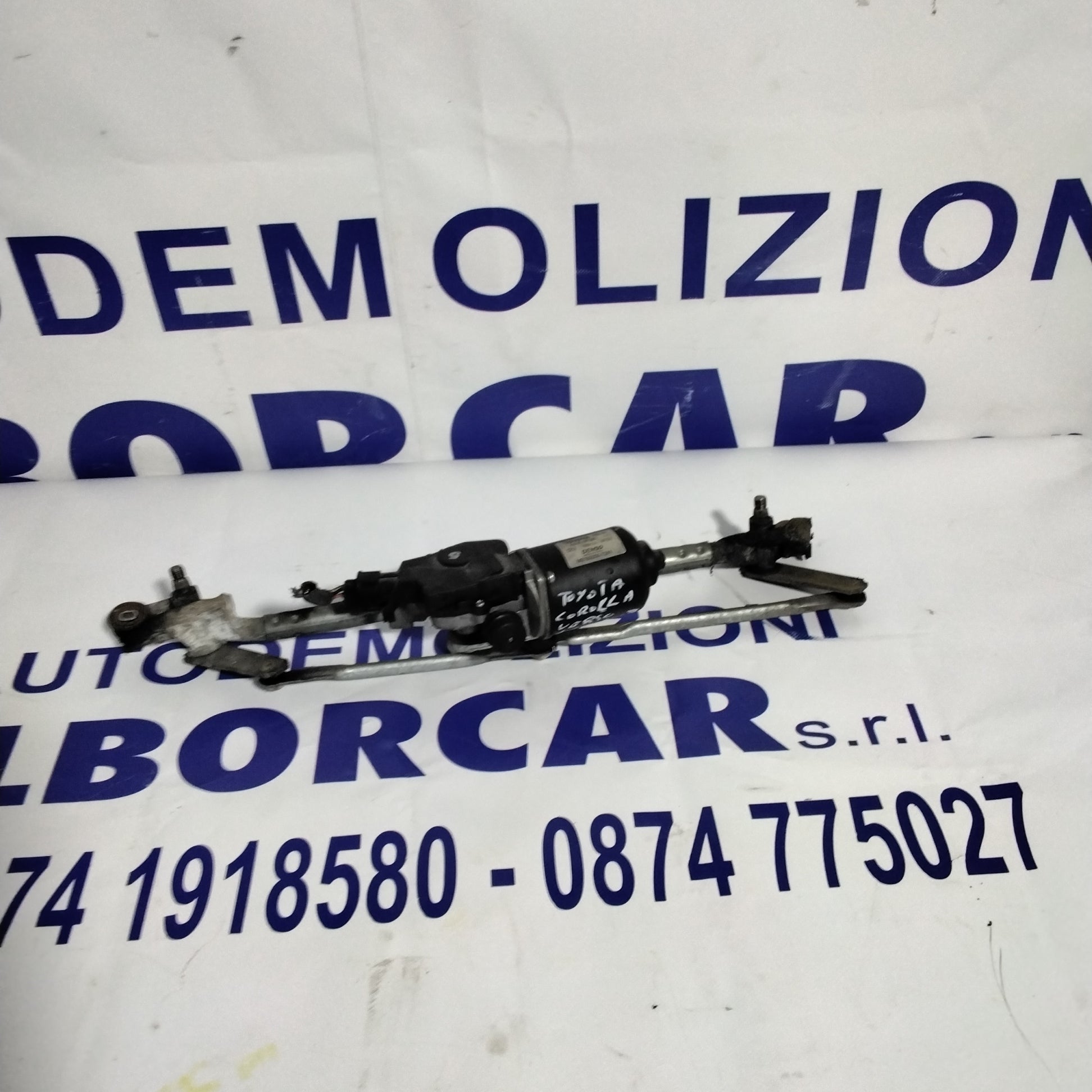 motor del limpiaparabrisas delantero TOYOTA corolla verso 1.6 gasolina año 2007 código: 851100F020 (sf1p)