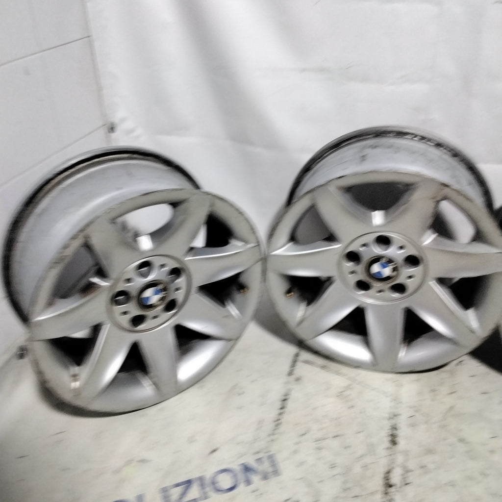 4 cerchi in lega 5 fori BMW 17 pollici