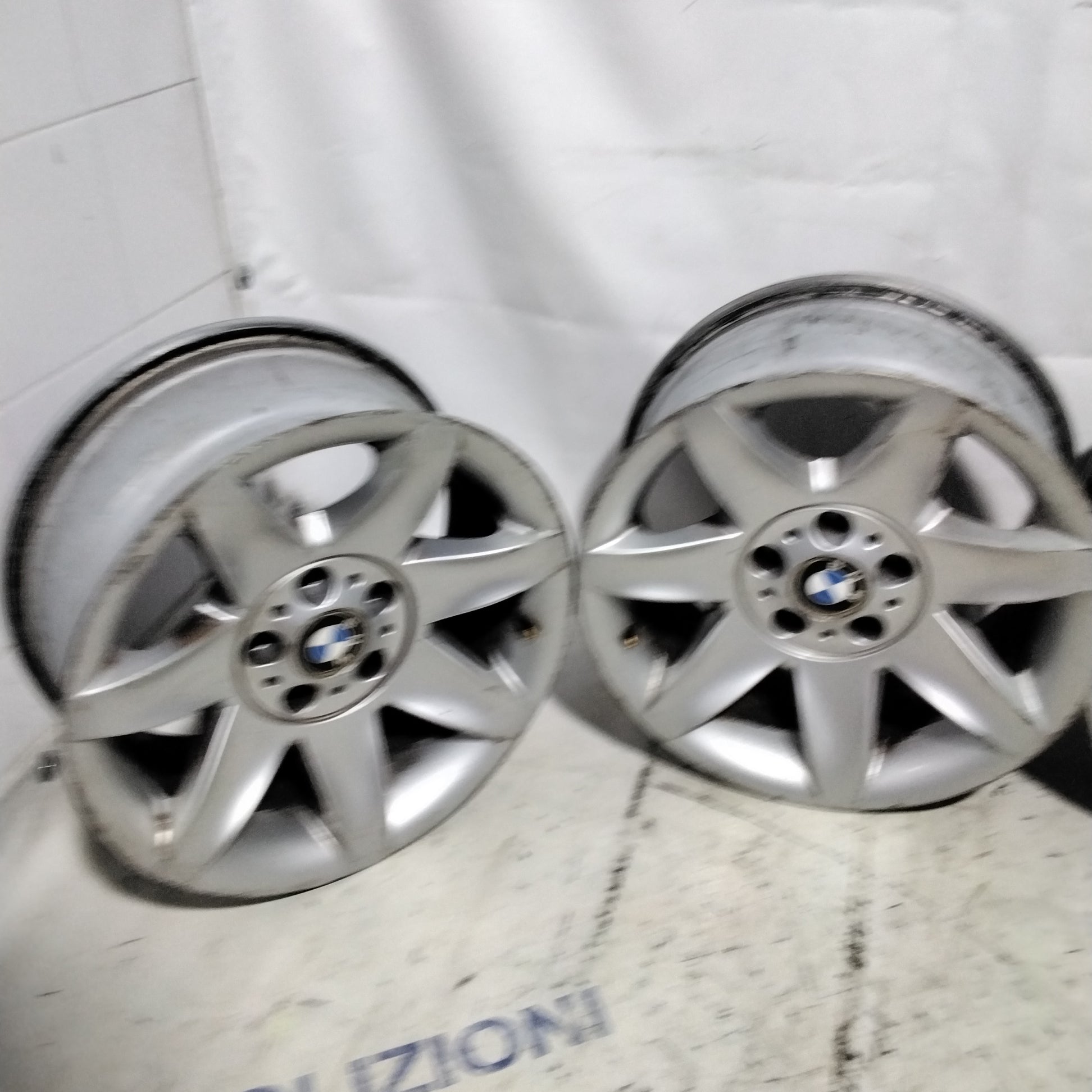 4 cerchi in lega 5 fori BMW 17 pollici