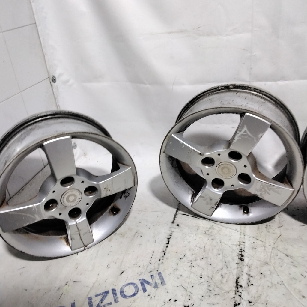 4 cerchi in lega 4 fori smart forfour 15 pollici