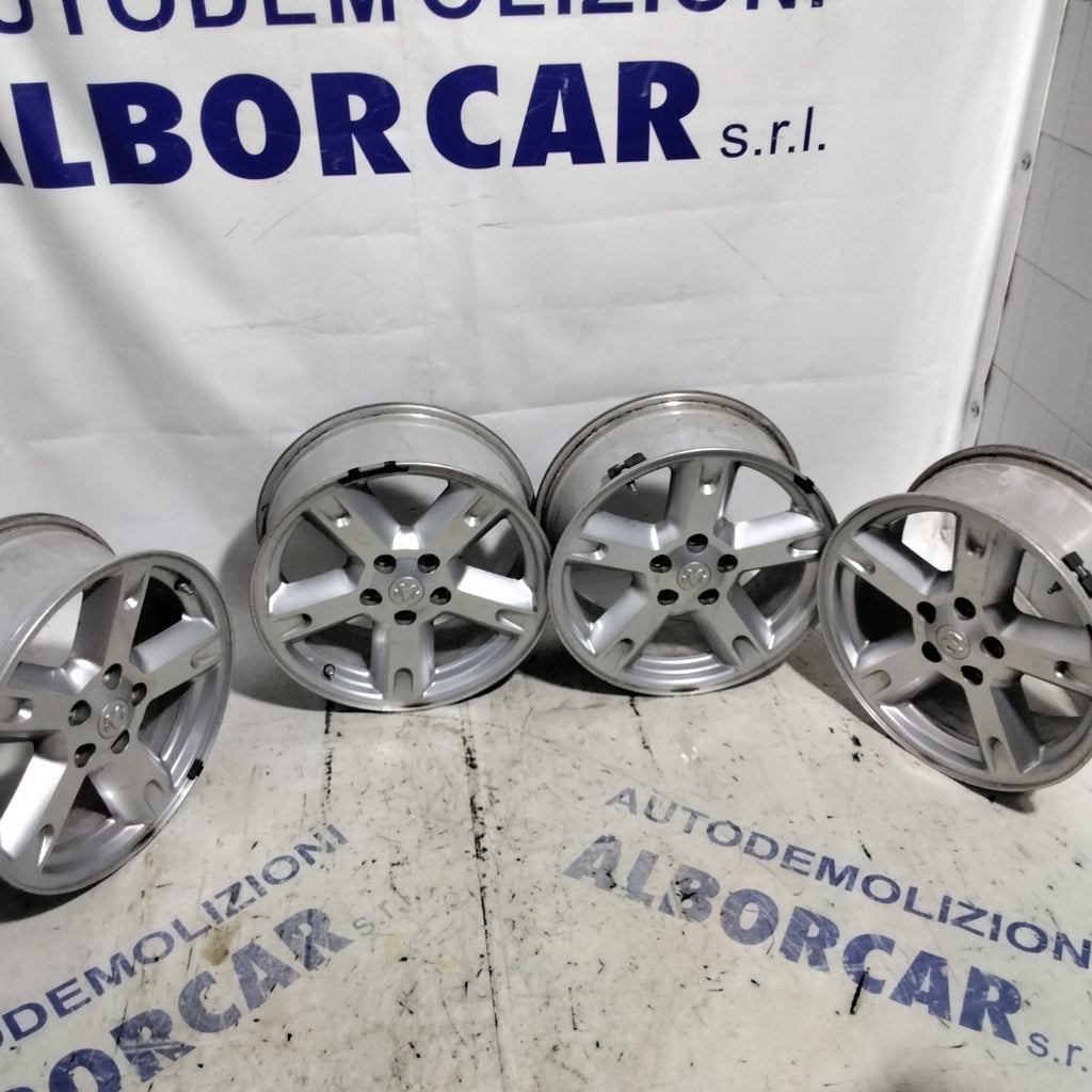4 cerchi in lega 5 fori DODGE nitro 17 pollici anno 2007