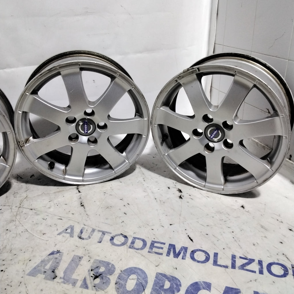 4 cerchi in lega 5 fori VOLVO s40 16 pollici anno 2010
