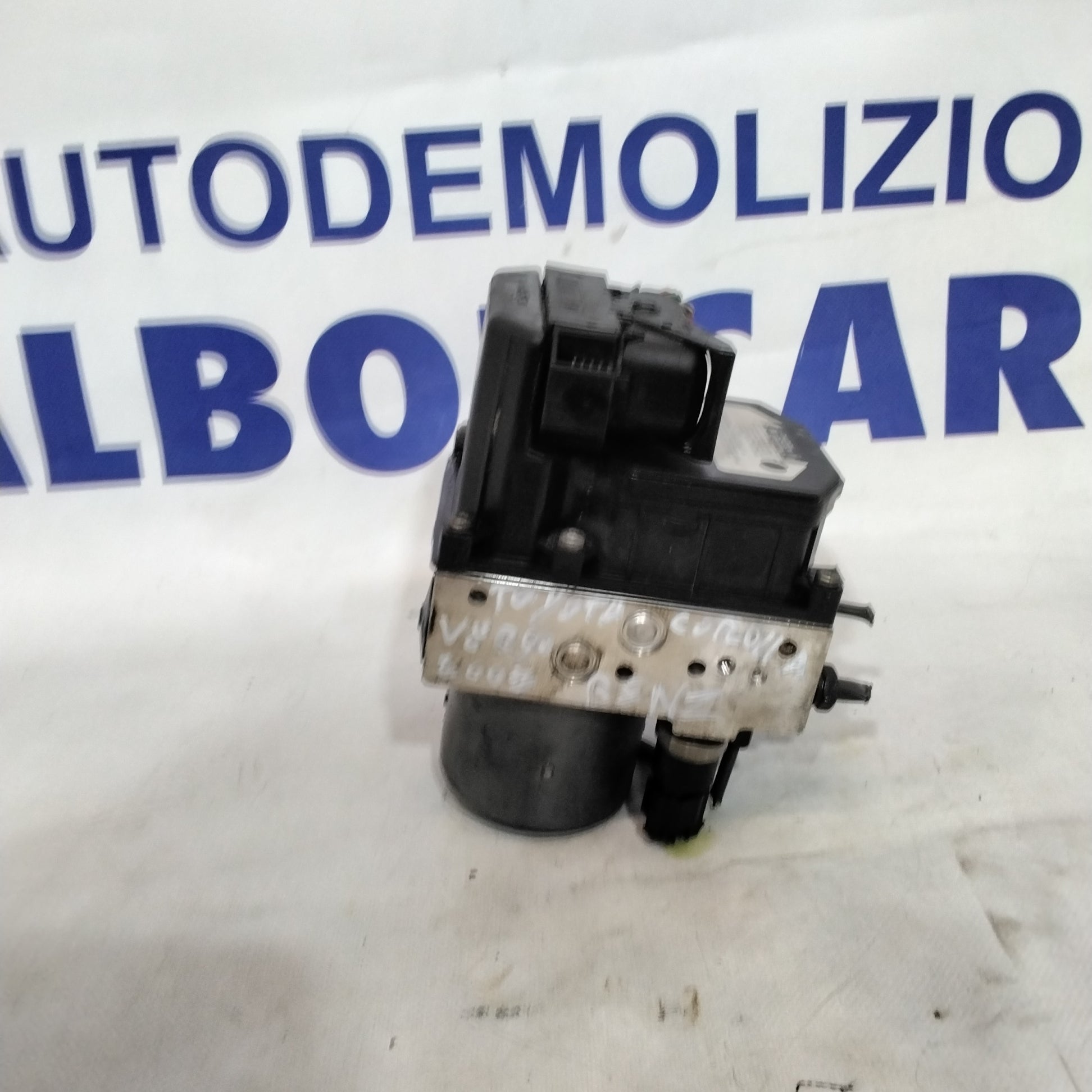 Centralina ABS TOYOTA corolla verso 1.6 benzina anno 2007 codice:895410F010(sfA3p3)