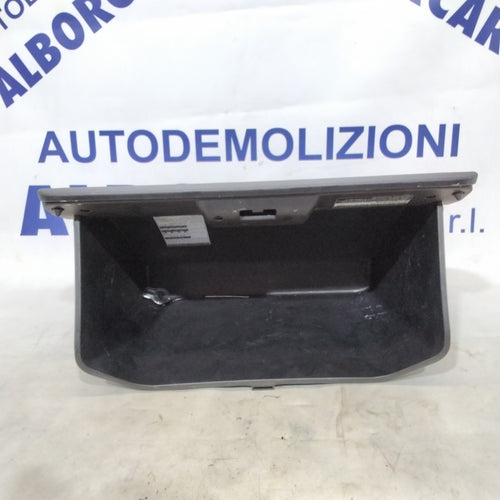 Cassetta porta oggetti TOYOTA corolla verso 1.6 benzina anno 2007