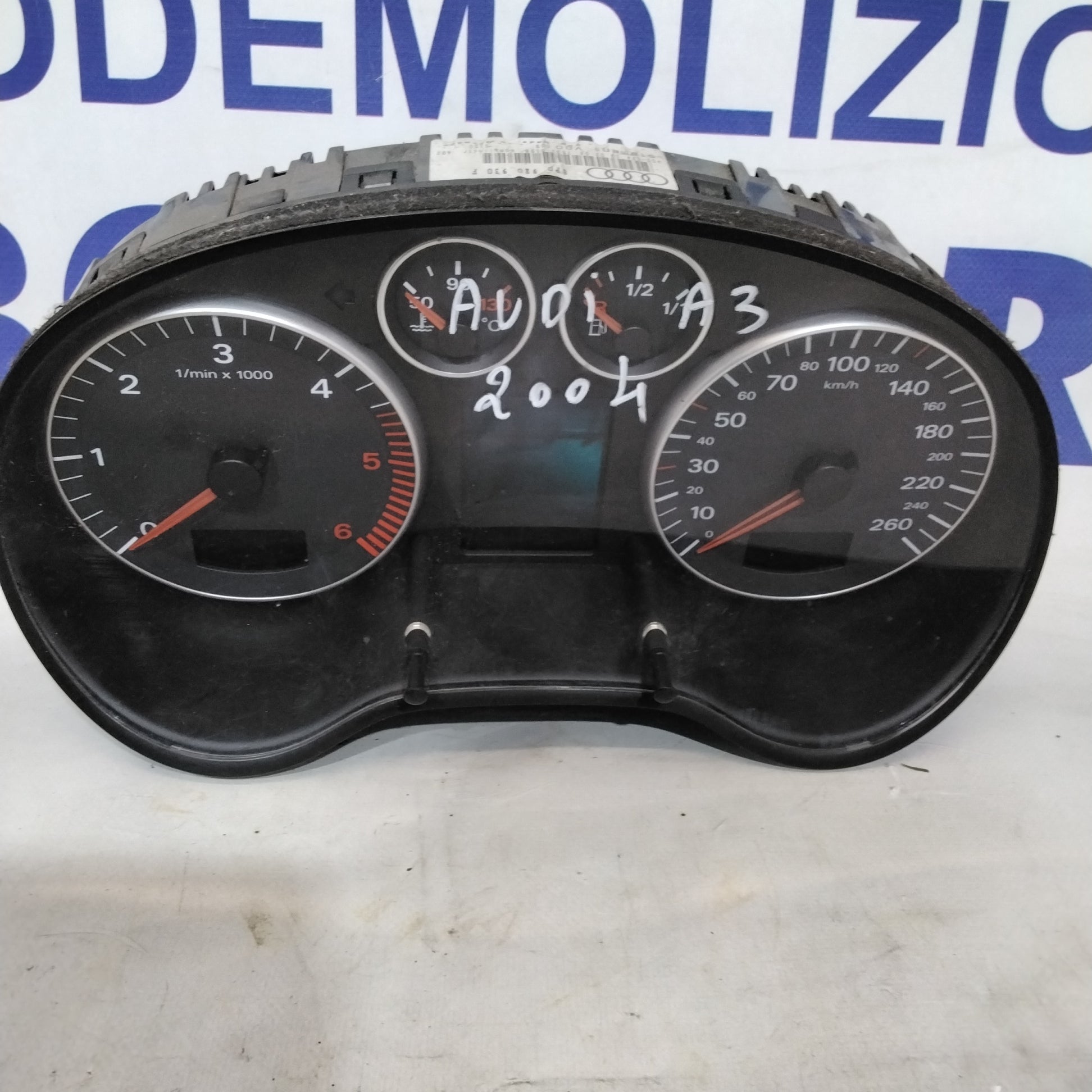 instrument cluster/speedometer/gauge audi a3 year: 2004-2007 code:8PO920930K/8PO920931F/8PO920930R(sf7p2)