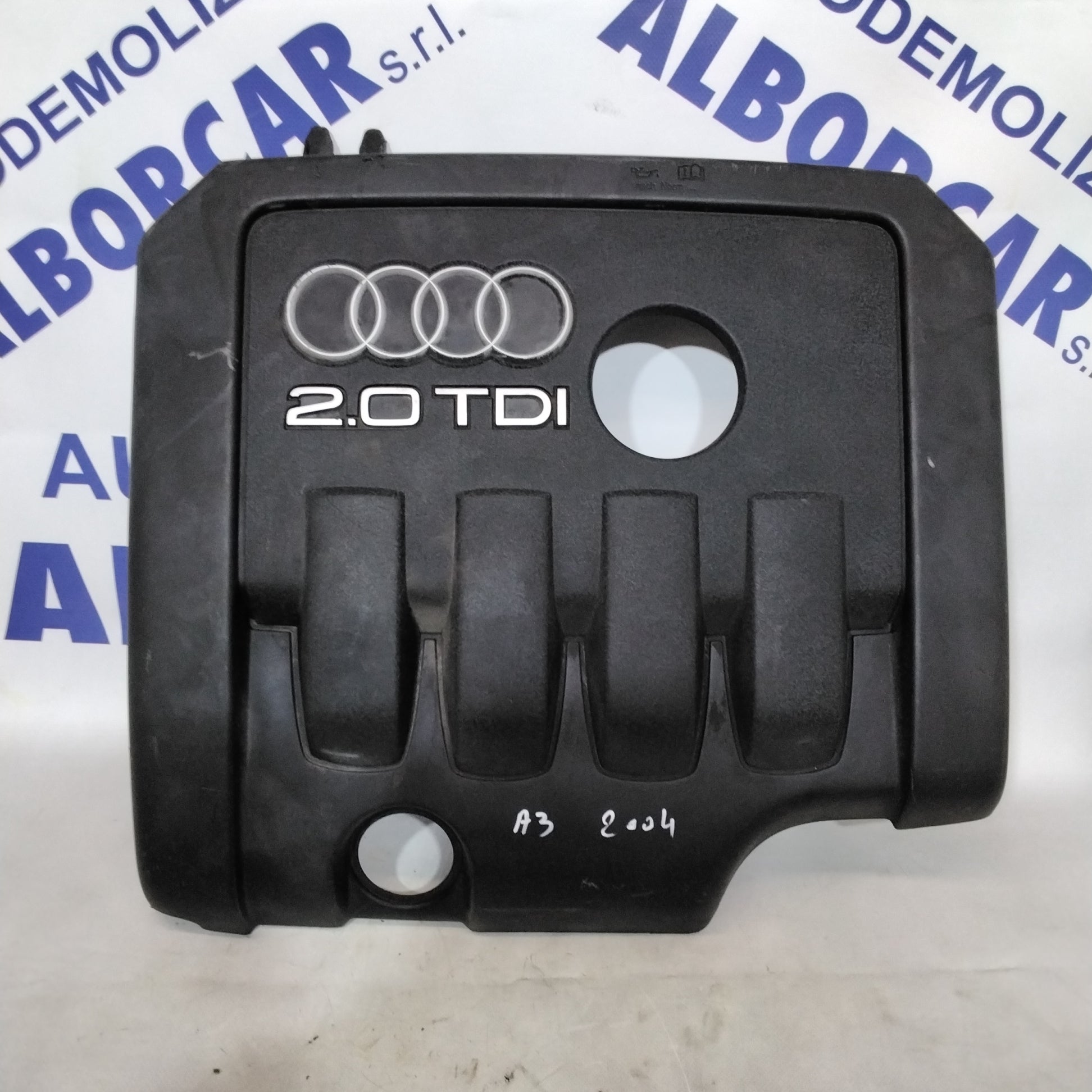 Cubremotor AUDI A3 2.0 tdi año 2004 código:03G103925BO