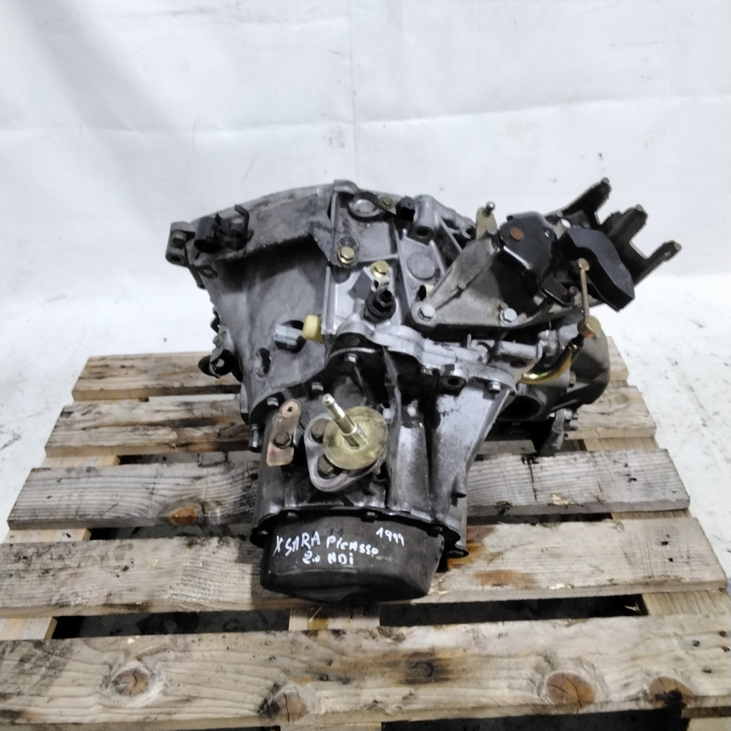 Manual gearbox CITROEN xsara picasso 2.0 hdi year 2005 code:20DL65