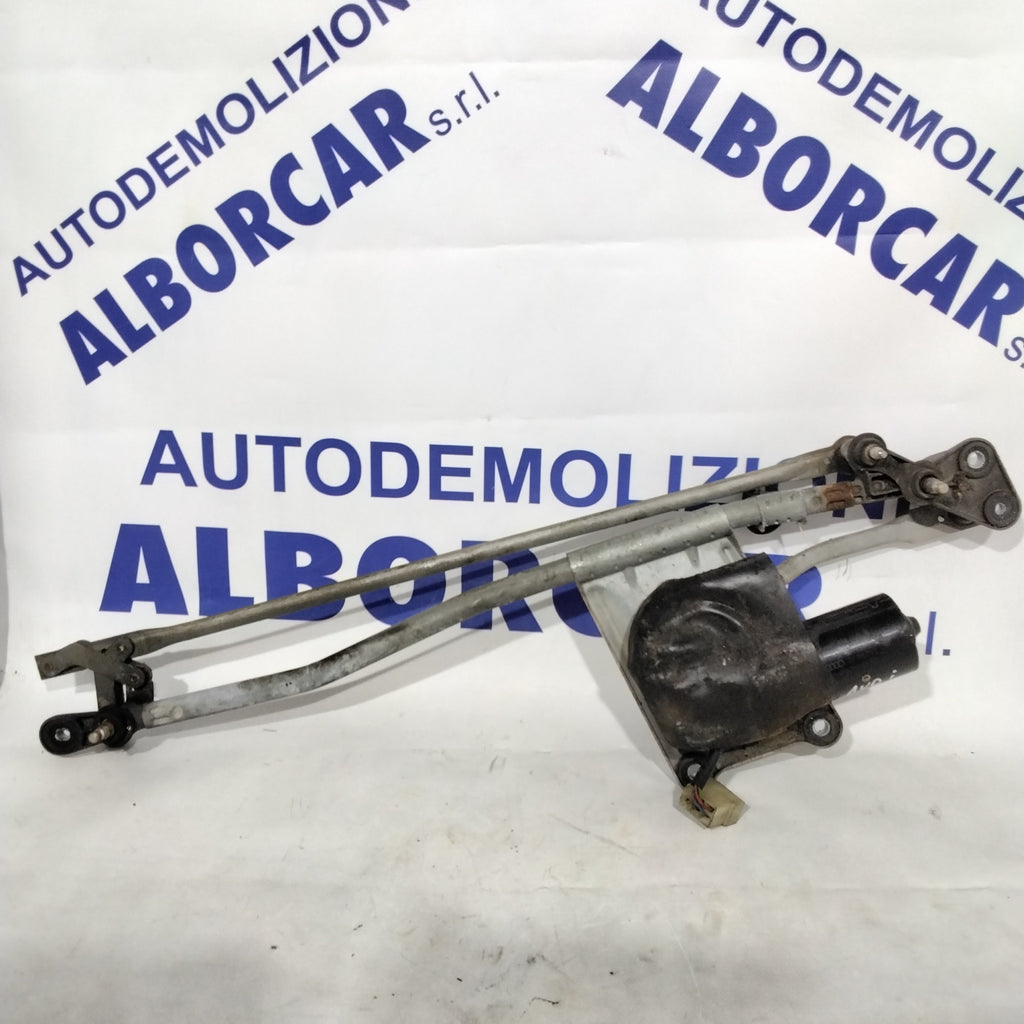Motor de limpiaparabrisas Audi A8 2.5 diésel año 2001 código: 401955113