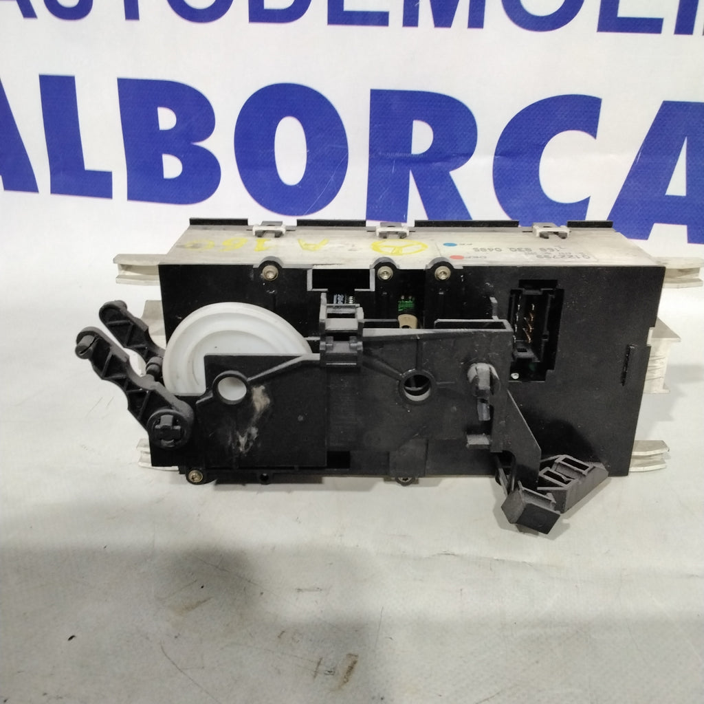 Comando climatizzatore/riscaldamento MERCEDES classe A170 anno 2002 codice:1688300485