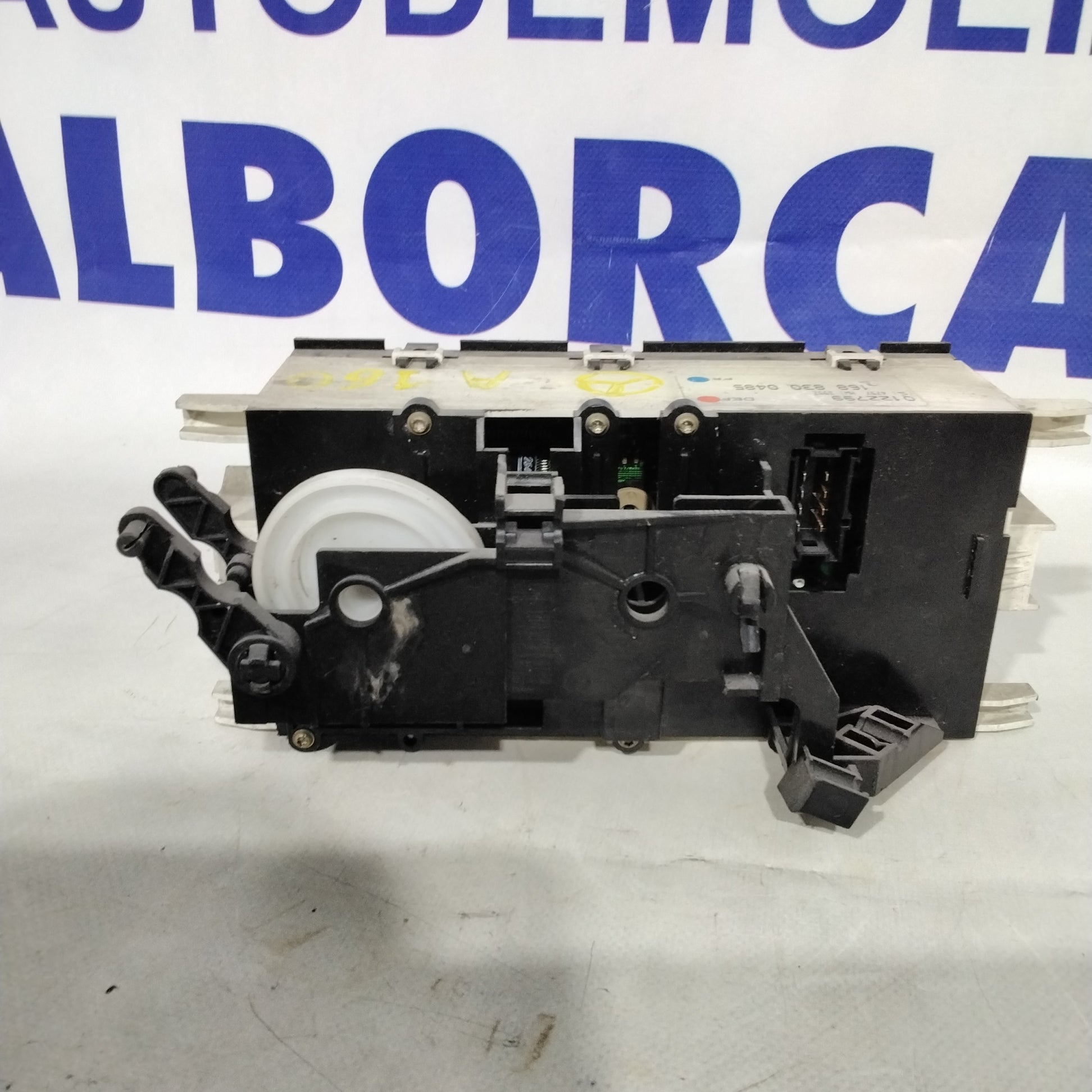 Comando climatizzatore/riscaldamento MERCEDES classe A170 anno 2002 codice:1688300485