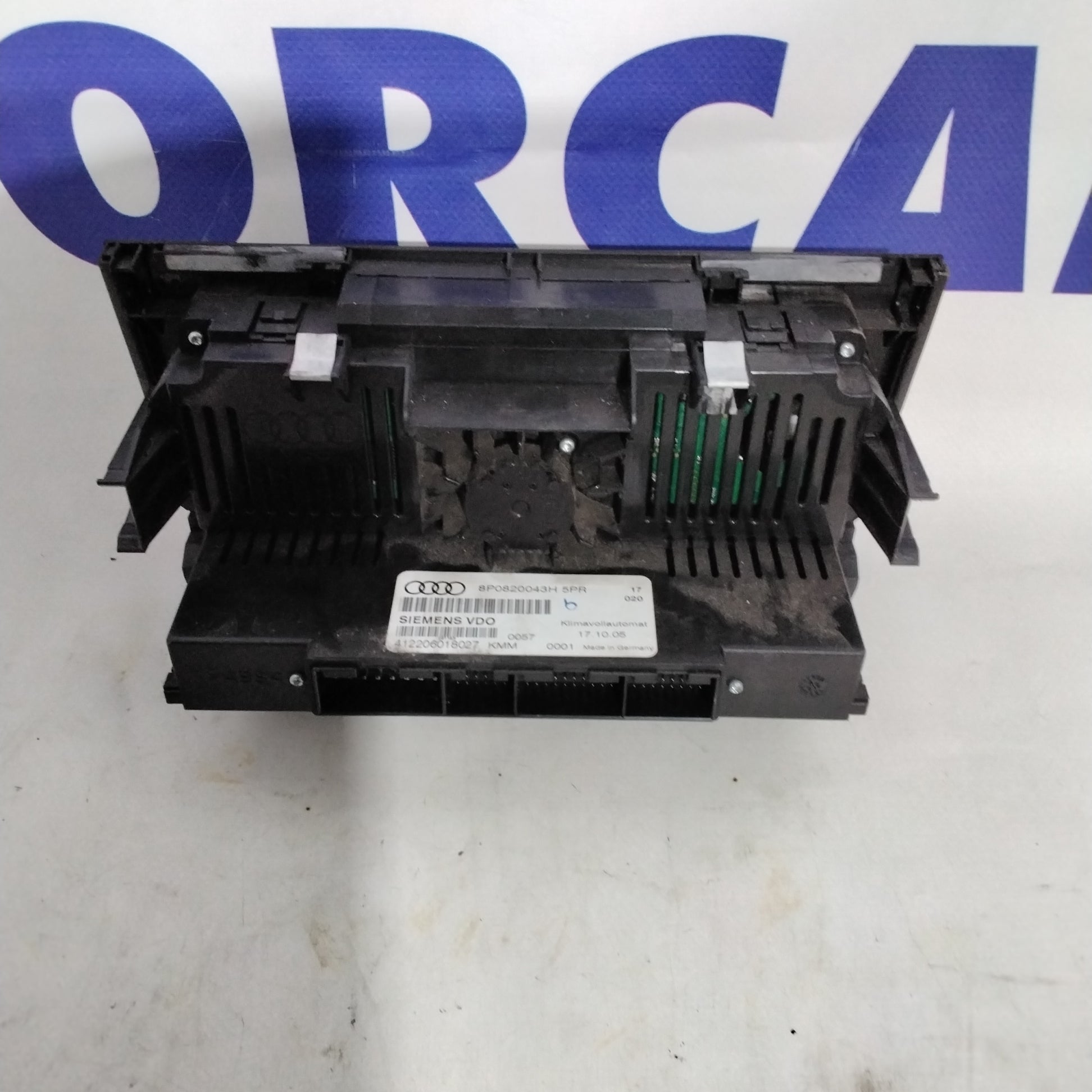 Comando climatizzatore/riscaldamento AUDI  A3 anno 2006 codice:412206018027