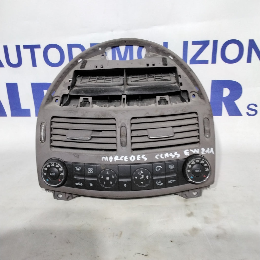 Comando climatizzatore/riscaldamento MERCEDES classe E 270 anno 2005 codice:2118300385
