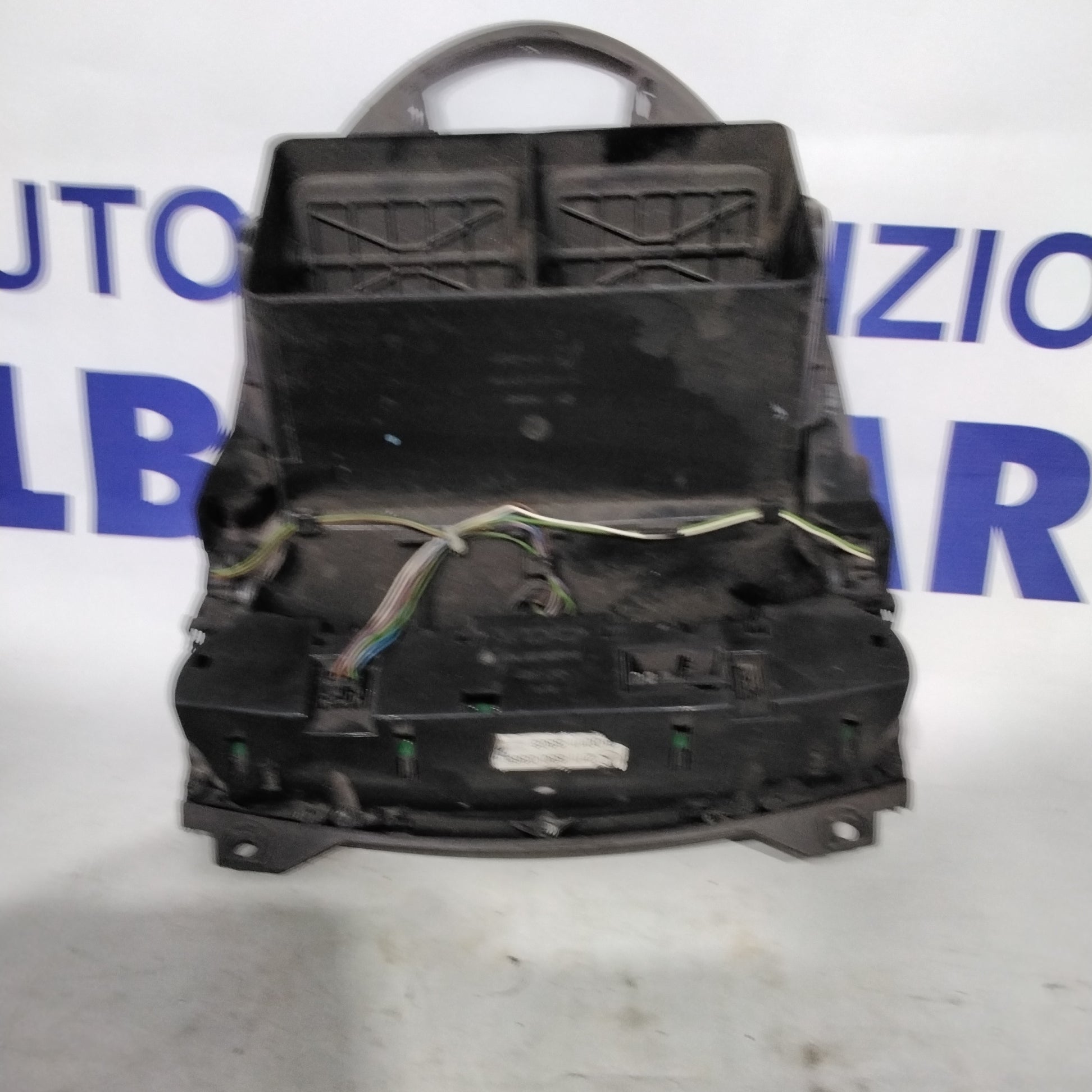 Comando climatizzatore/riscaldamento MERCEDES classe E 270 anno 2005 codice:2118300385
