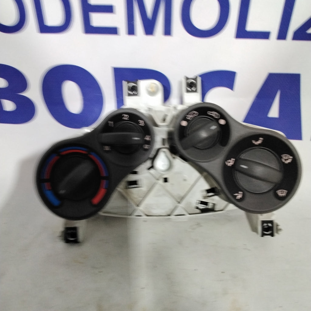 Comando climatizzatore/riscaldamento FIAT panda 2004 codice:5A0240100