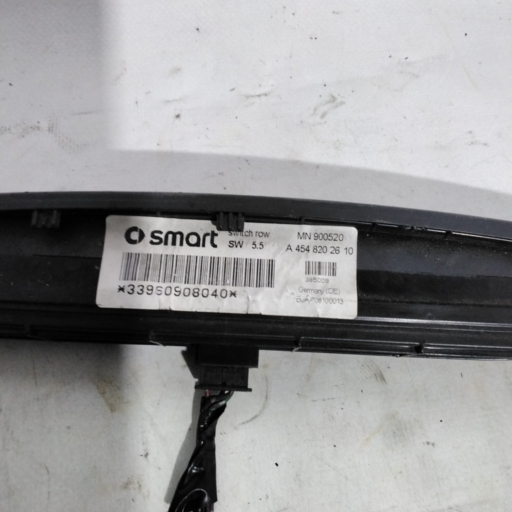 Pulsador central SMART forfour 1ª serie año 2005 código: A4548202610