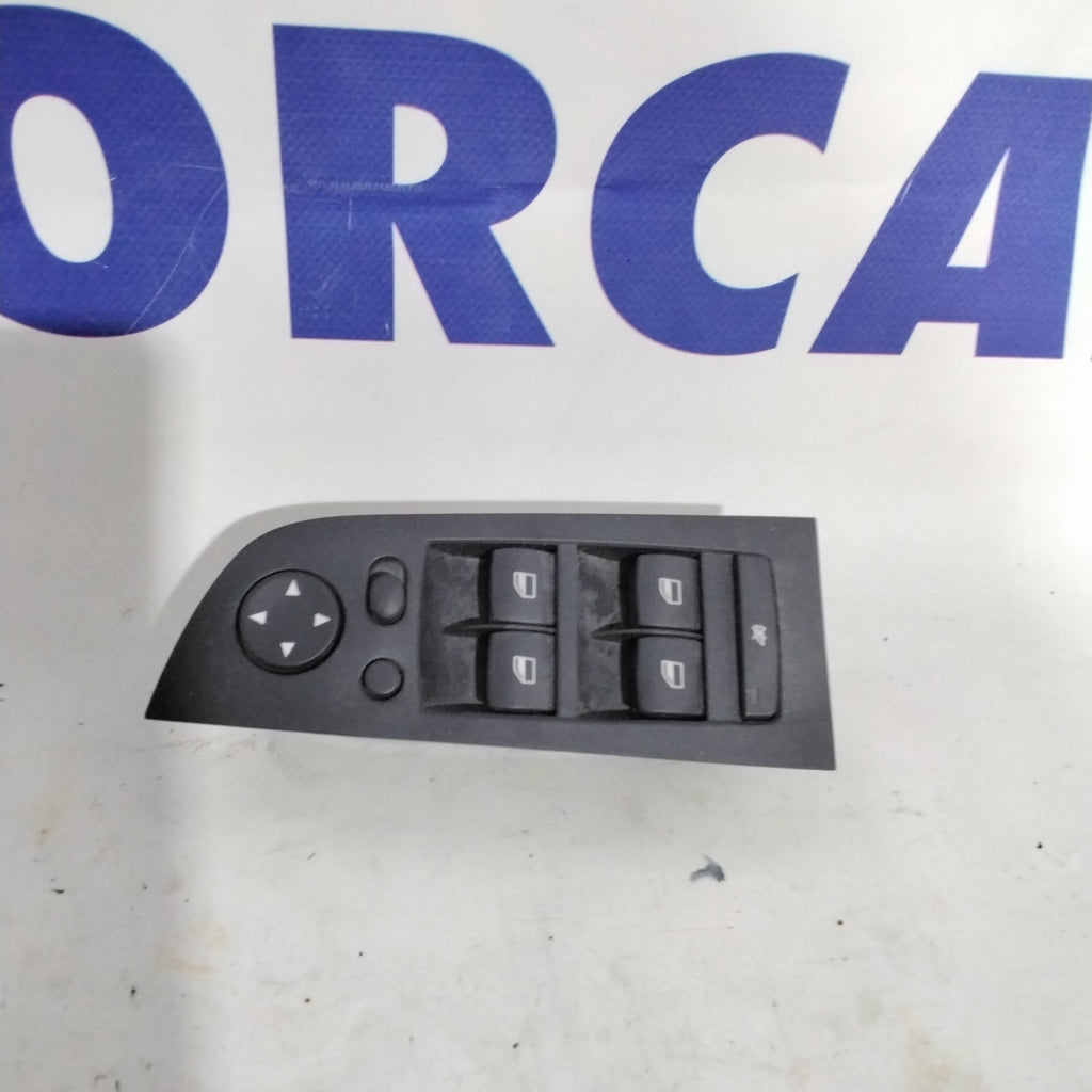 Grupo de interruptores elevalunas 4 botones BMW 316 año 2010 código: 921733203