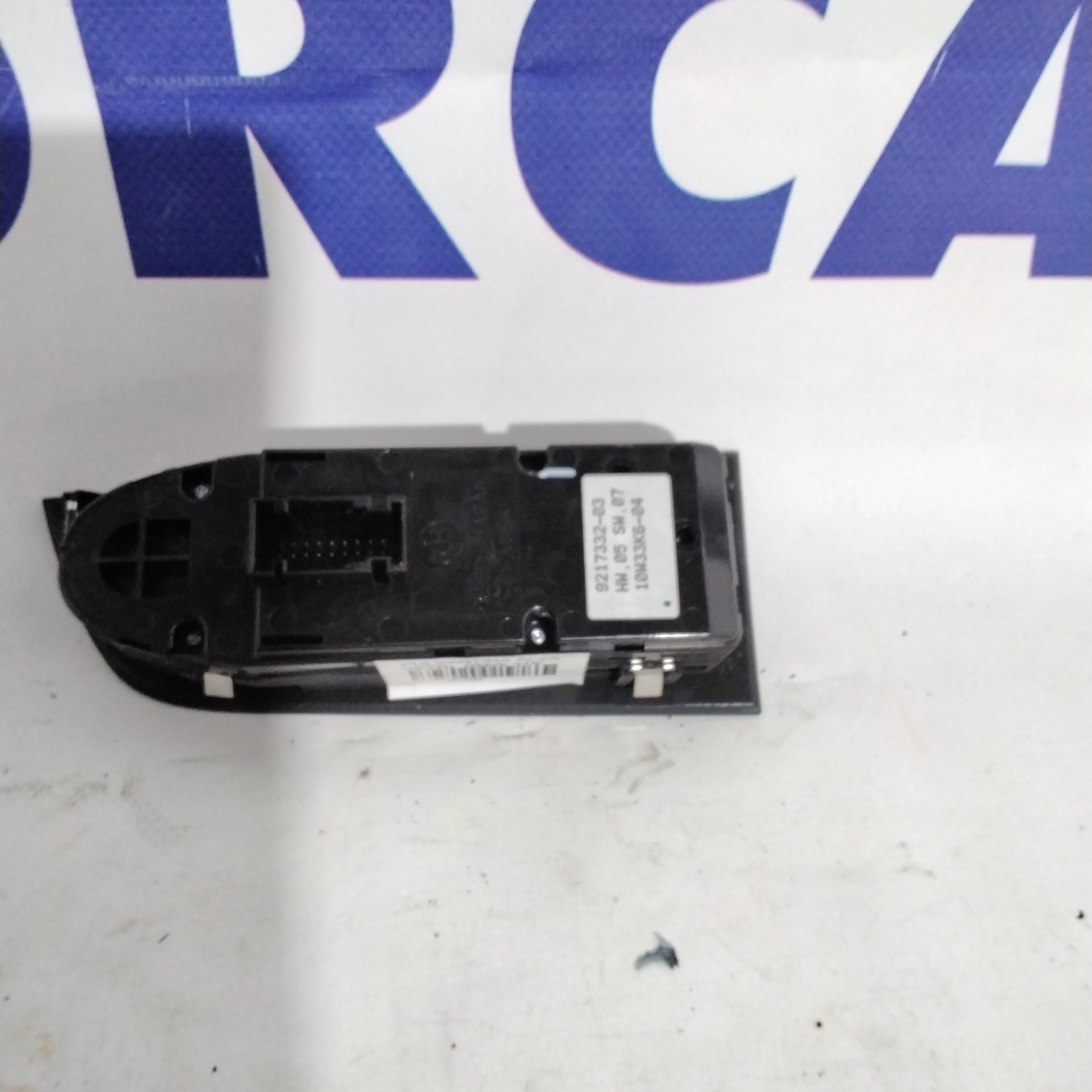 Grupo de interruptores elevalunas 4 botones BMW 316 año 2010 código: 921733203