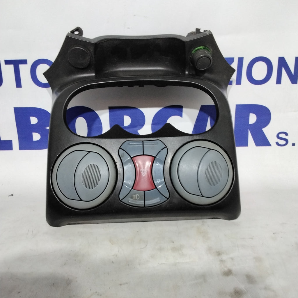 Comando climatizzatore/riscaldamento FIAT doblo 1.9 anno 2004 codice:7353726990E