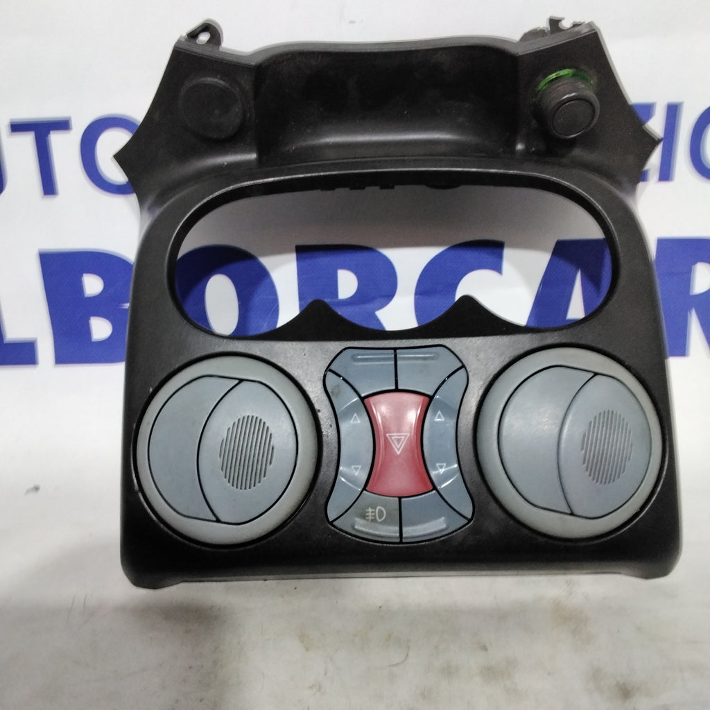 Comando climatizzatore/riscaldamento FIAT doblo 1.9 anno 2004 codice:7353726990E