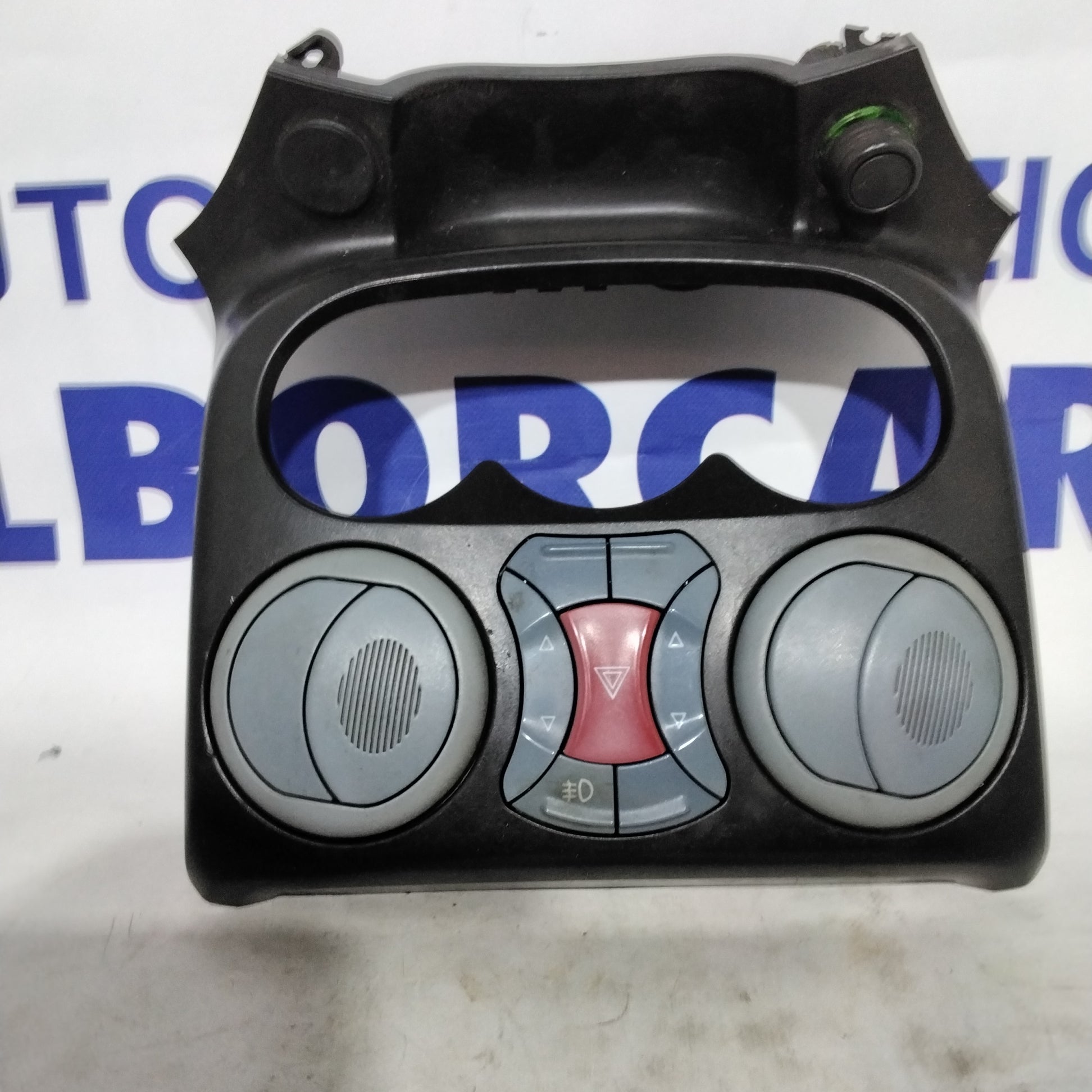Comando climatizzatore/riscaldamento FIAT doblo 1.9 anno 2004 codice:7353726990E