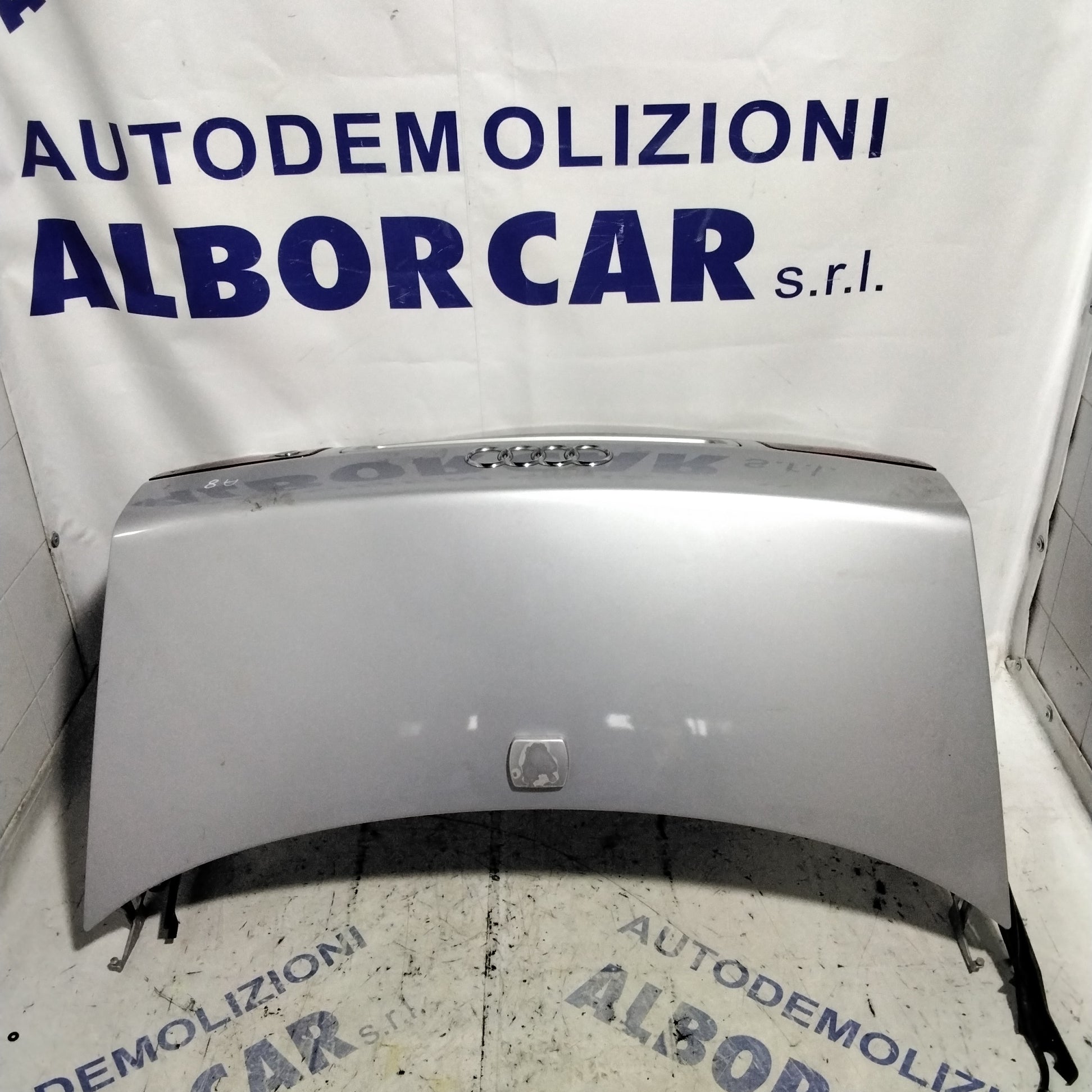 Cofano posteriore AUDI A8 anno 2001