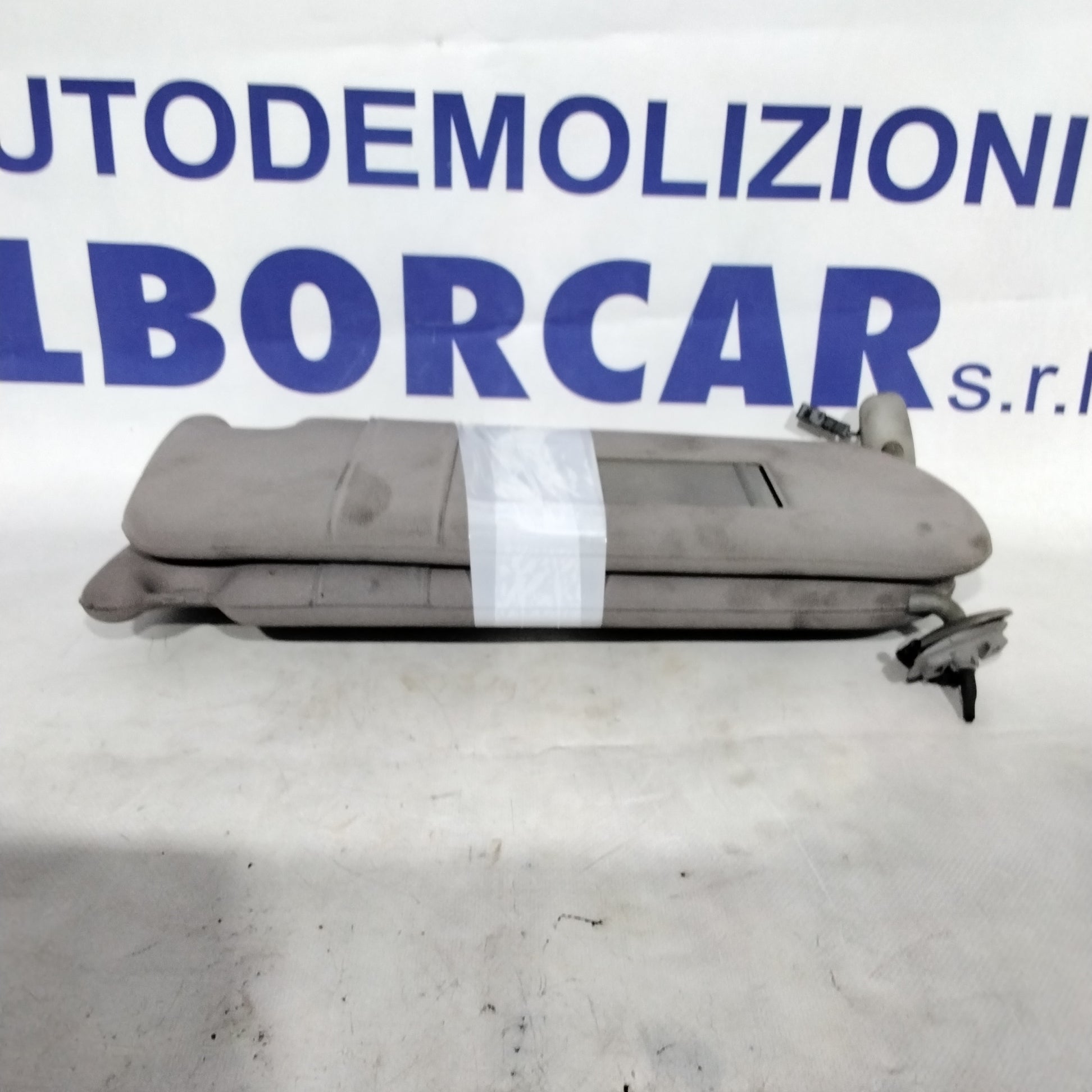 Parasol AUDI A8 año 2001