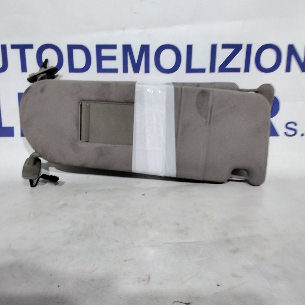 Parasol AUDI A8 año 2001