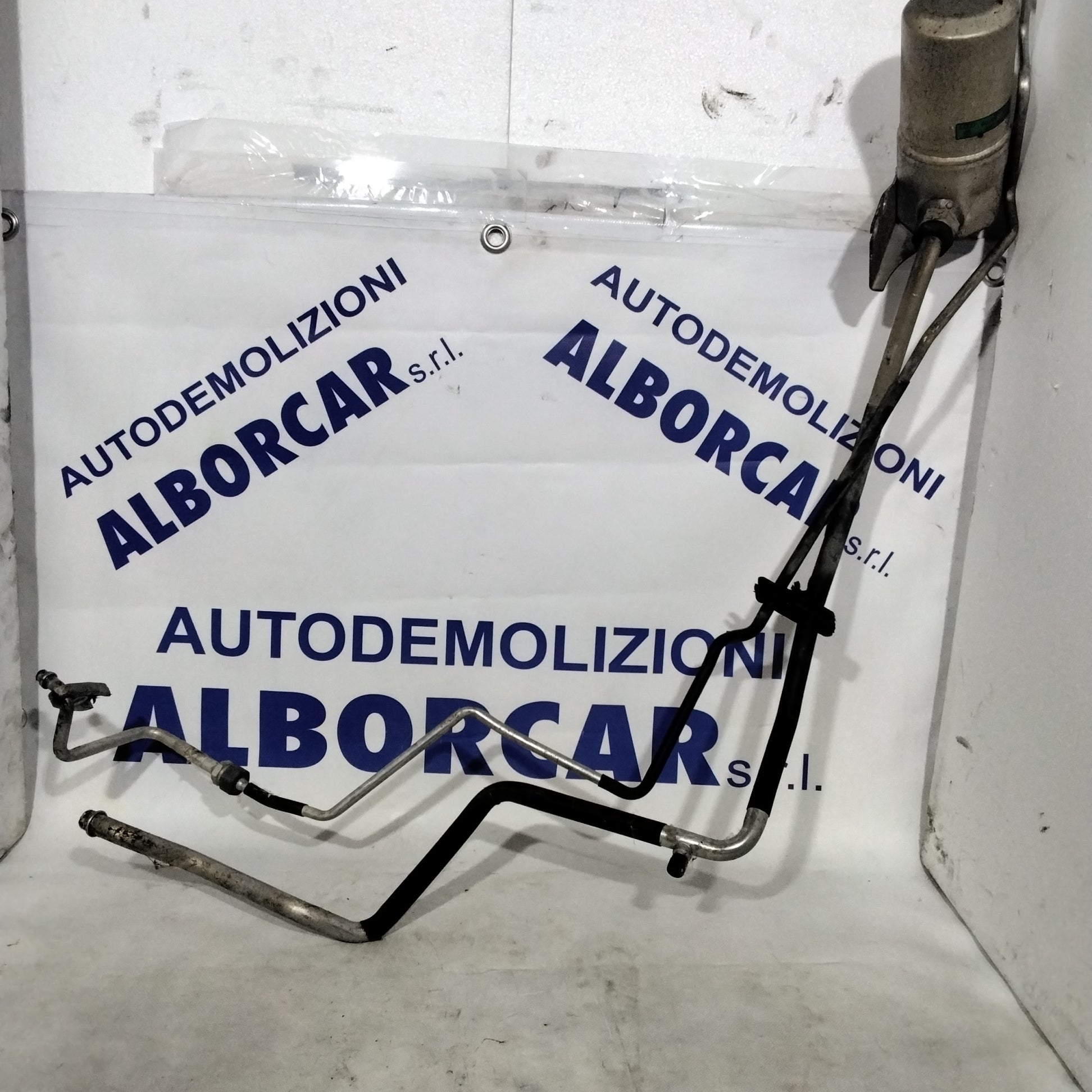Tubo aria condizionata audi a8 2.5 tdi anno 2001
