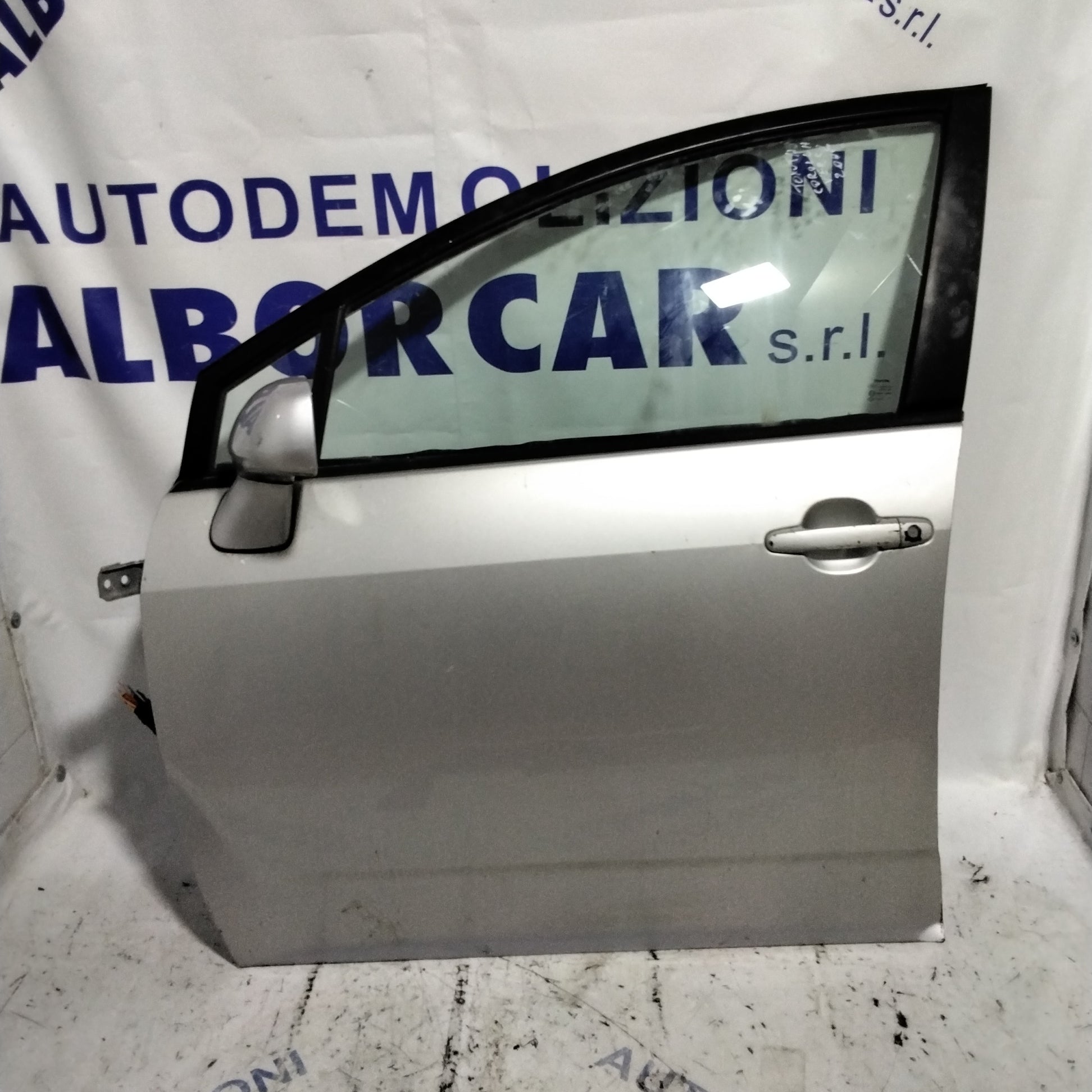 puerta delantera izquierda TOYOTA corolla verso 1ª serie