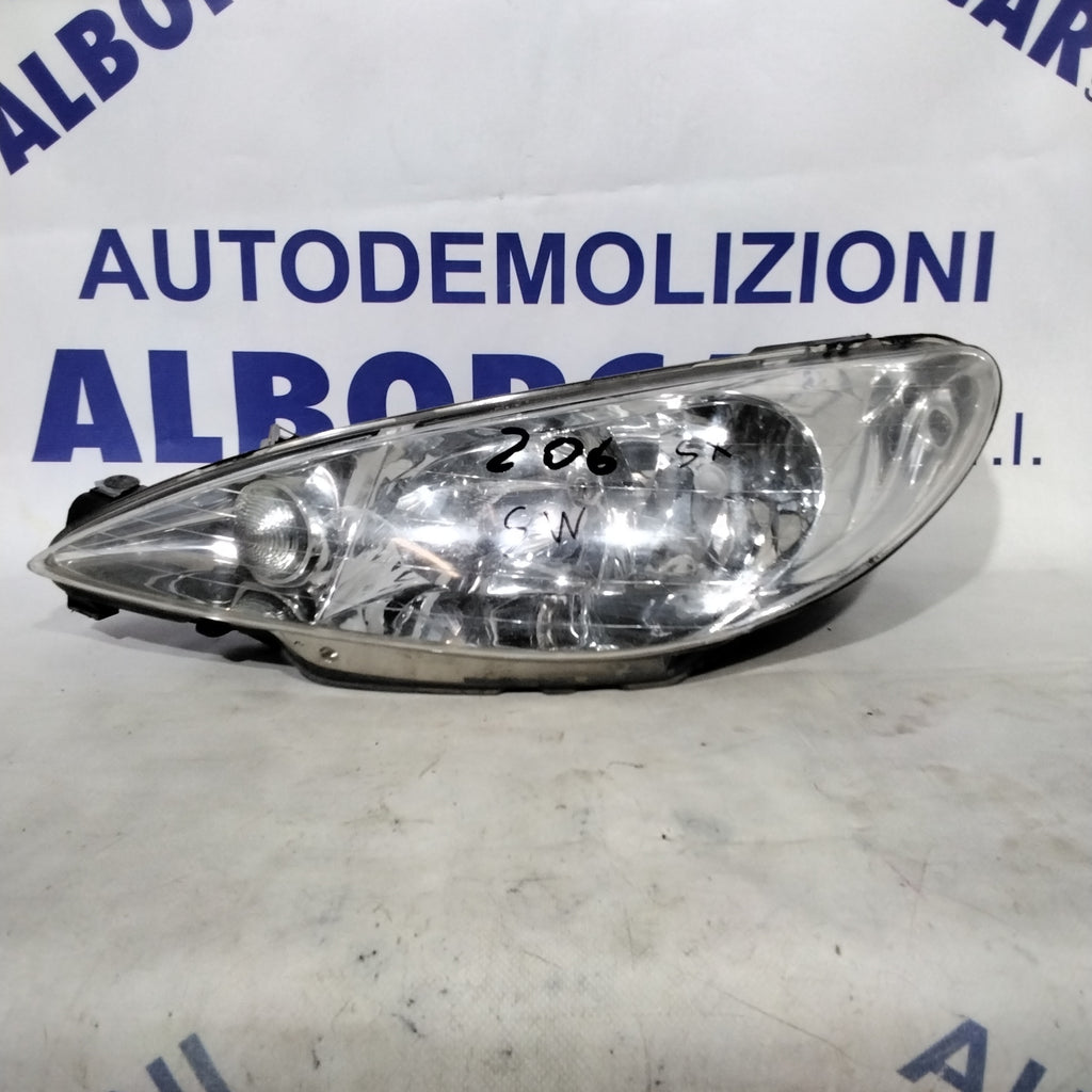 Faro fanale sinistro PEUGEOT 206 SW anno 2005 codice:89000521