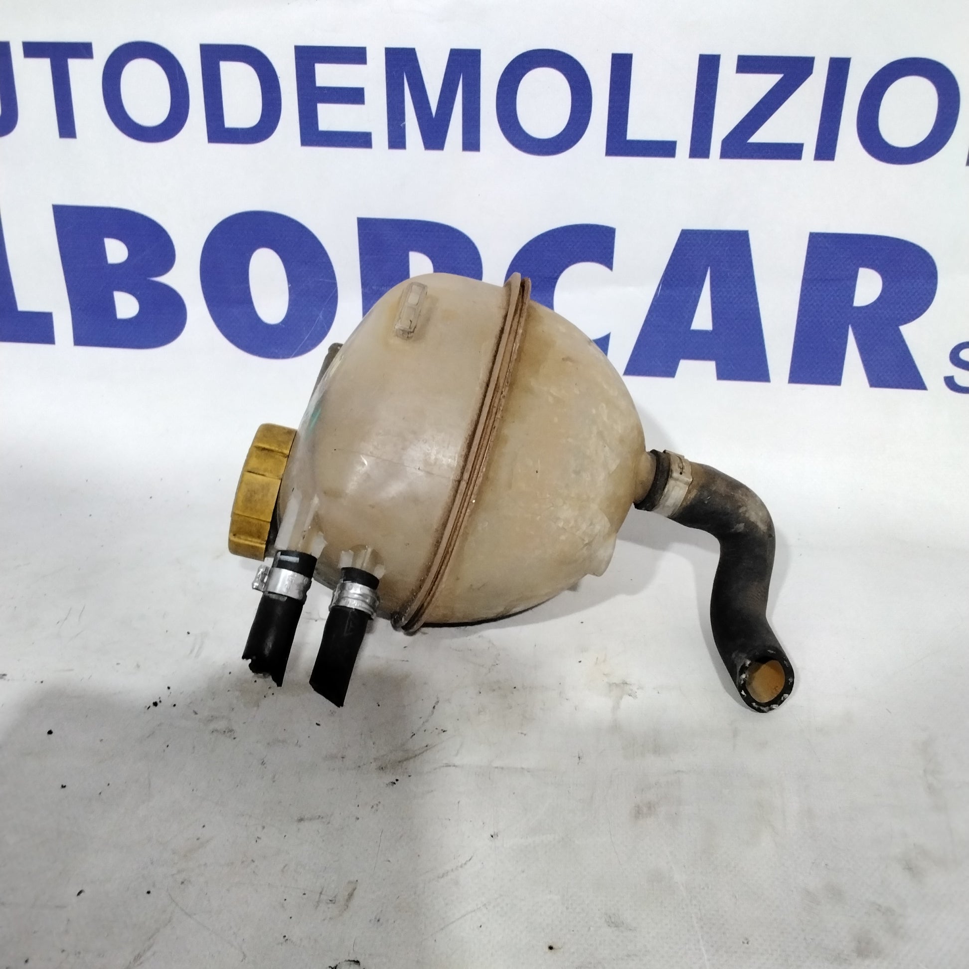 Fiat Croma 2004 radiator water tank