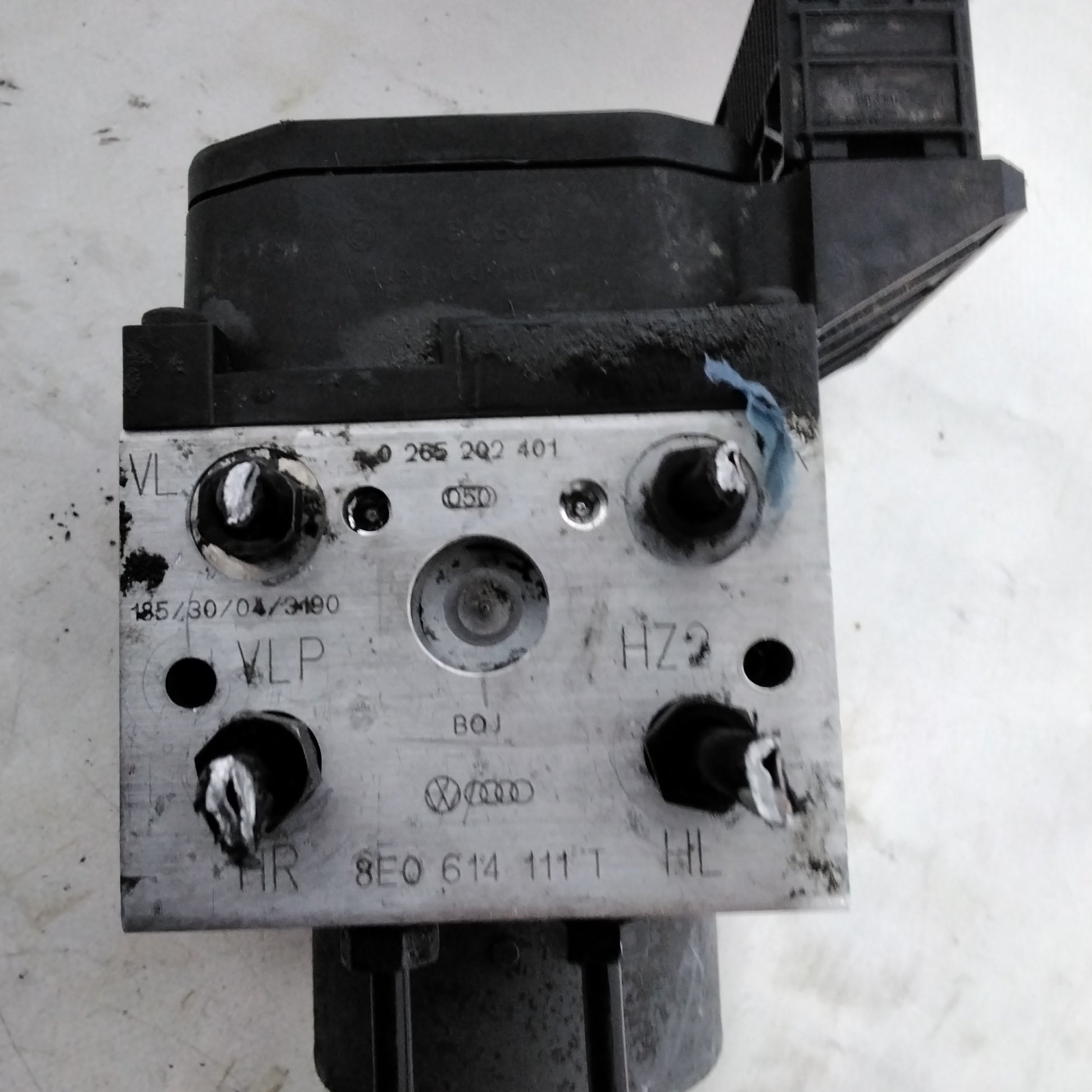 Pompa Centralina abs AUDI  A8 2.5 tdi anno 2001 codice:0265202401