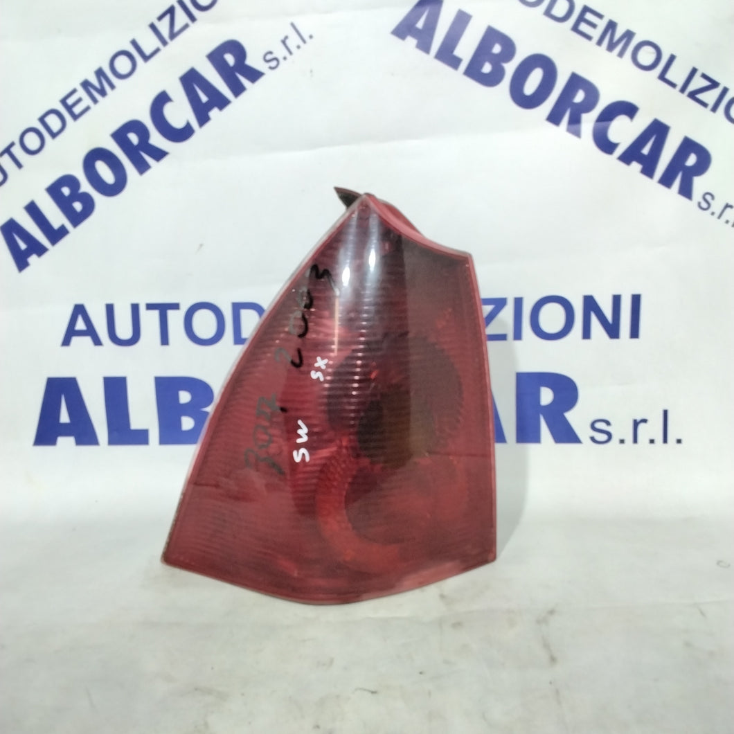 Fanale stop sinistro PEUGEOT  307 SW anno 2003 codice:26674T0206(sf9p4)