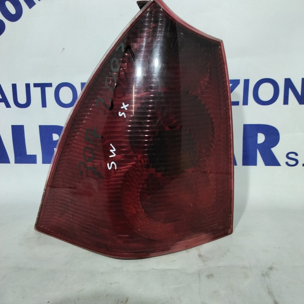 Fanale stop sinistro PEUGEOT  307 SW anno 2003 codice:26674T0206(sf9p4)