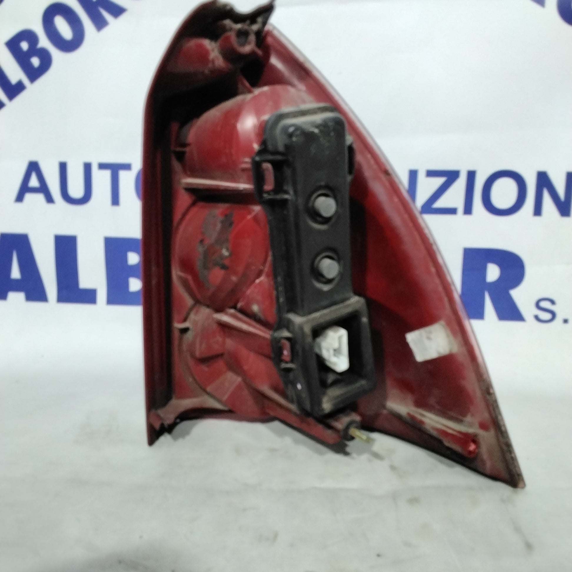 Fanale stop sinistro PEUGEOT  307 SW anno 2003 codice:26674T0206(sf9p4)