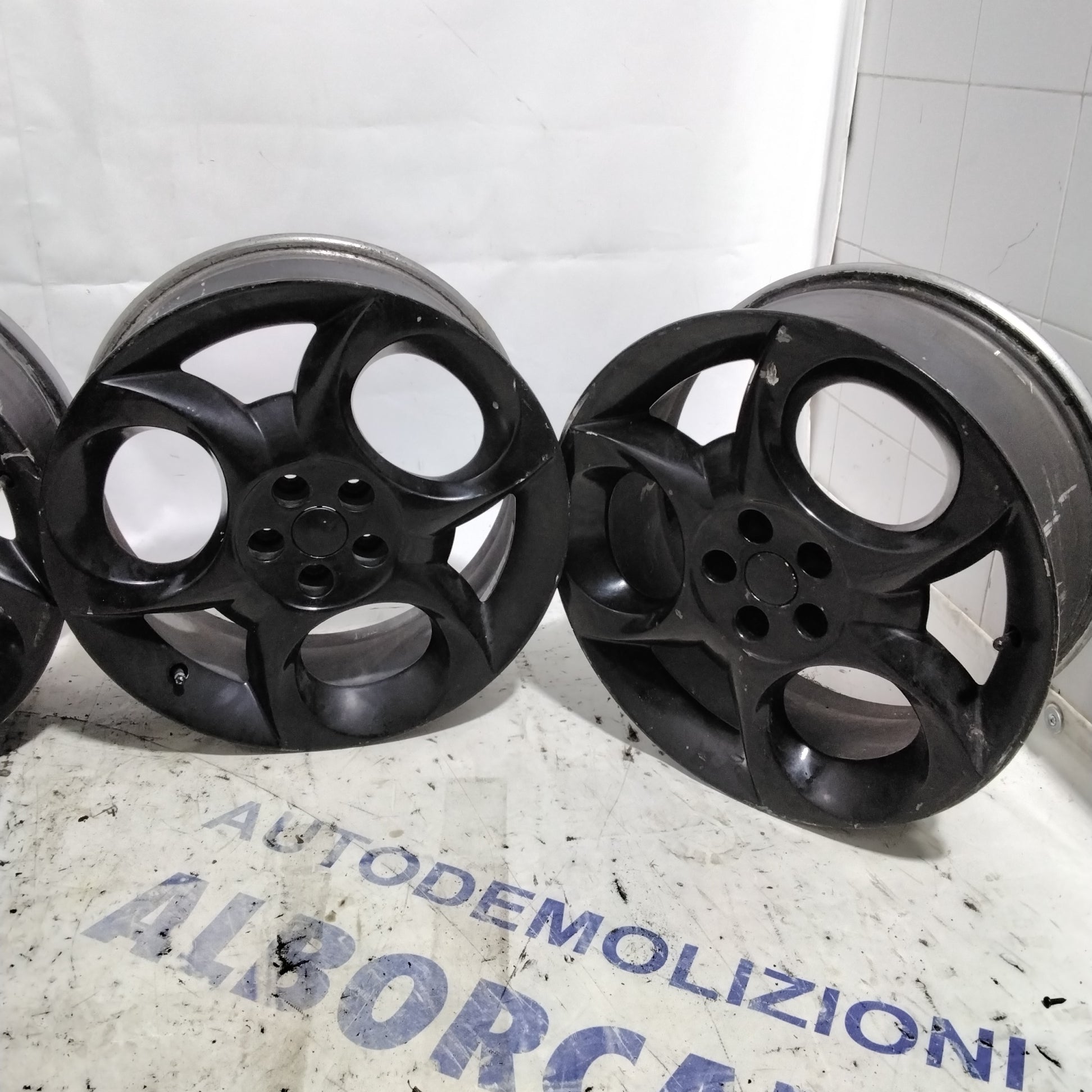 4 cerchi in lega 5 fori ALFA ROMEO 17"pollici