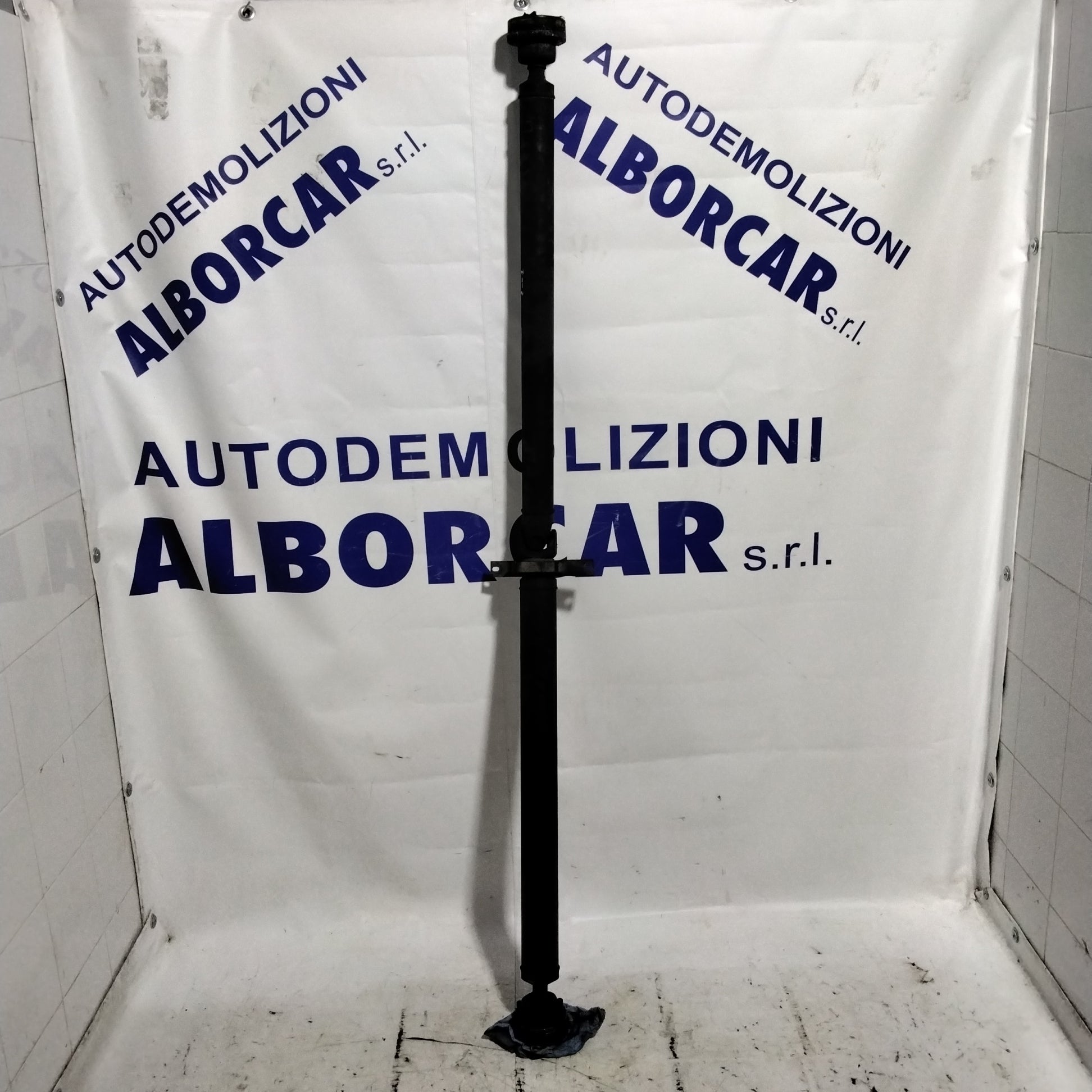 albero di trasmissione AUDI  a8 2.5 tdi anno 2001 codice:4D0521101N