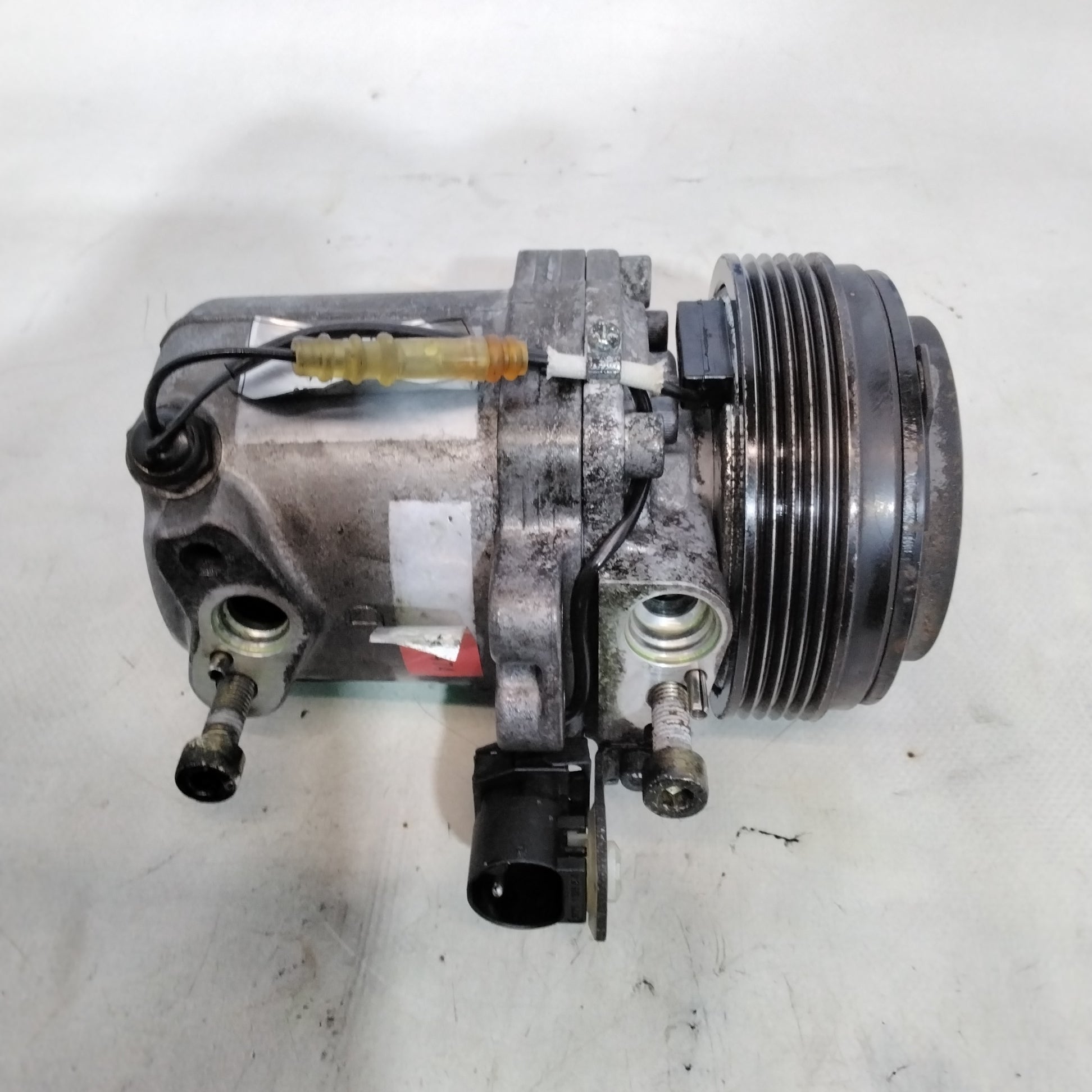 Compressore aria condizionata BMW Z3 2.0 benzina (E36/E39/E46) anno 1998 codice:64528391474