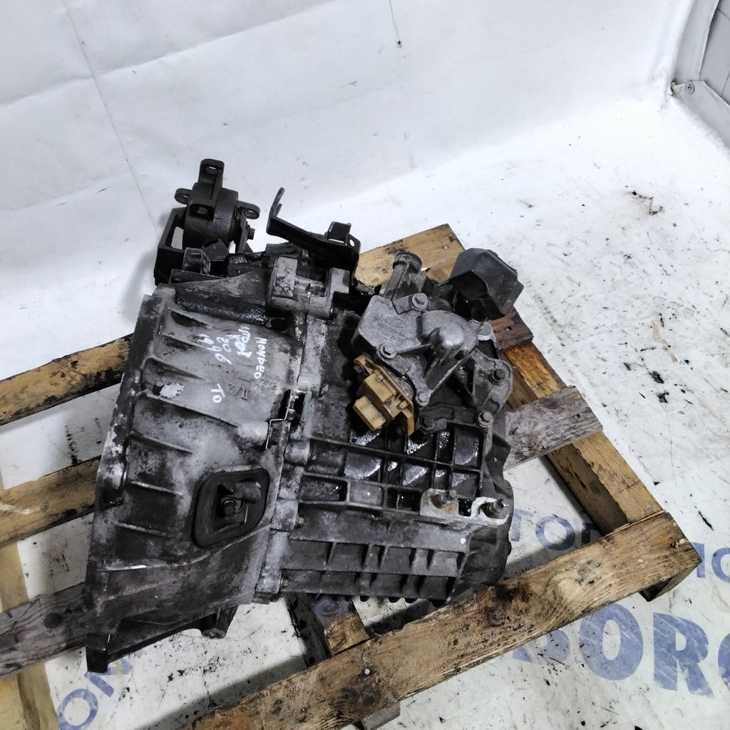 Manual gearbox FORD Mondeo 1.8 TD year 1996 code: XS7R7002DA
