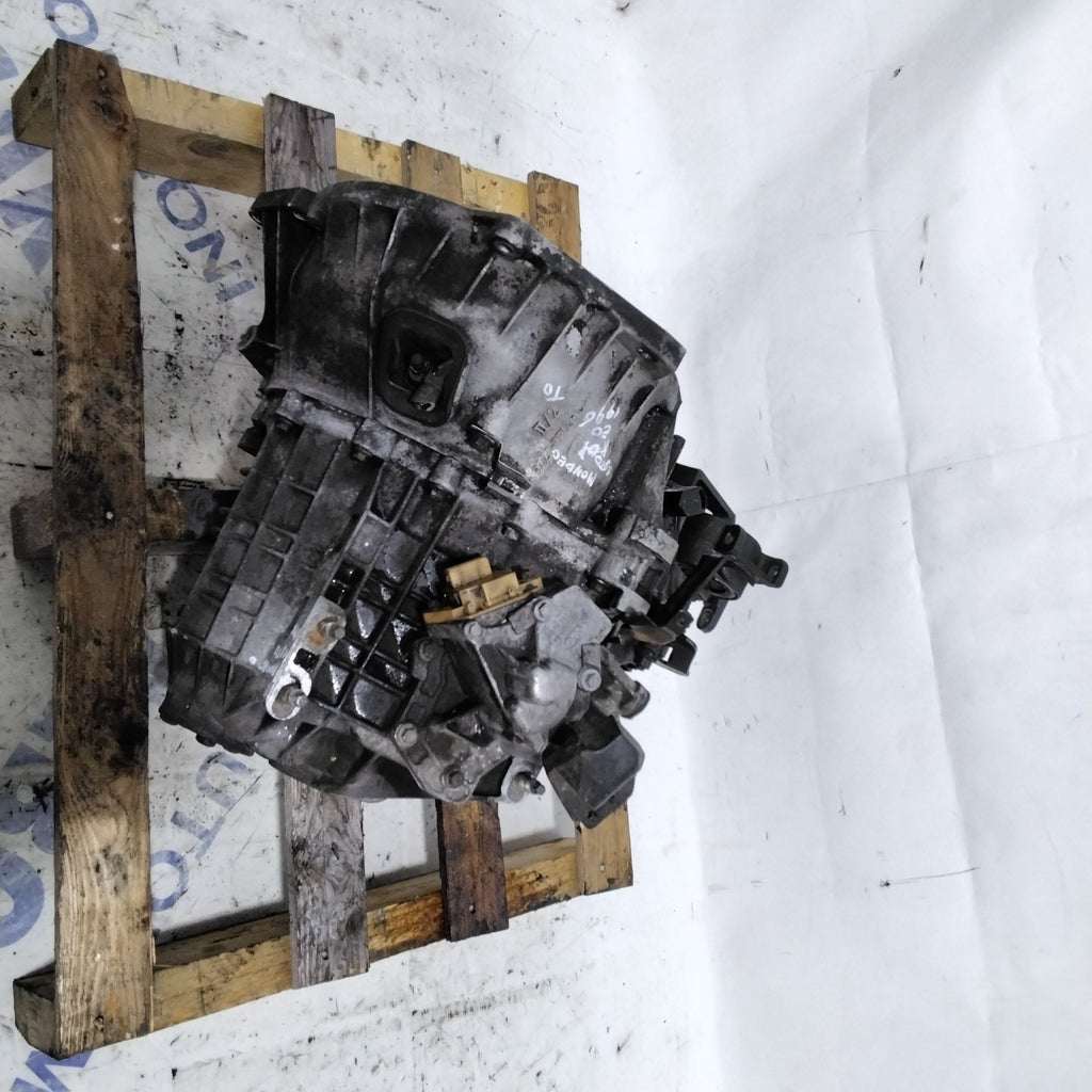 Manual gearbox FORD Mondeo 1.8 TD year 1996 code: XS7R7002DA