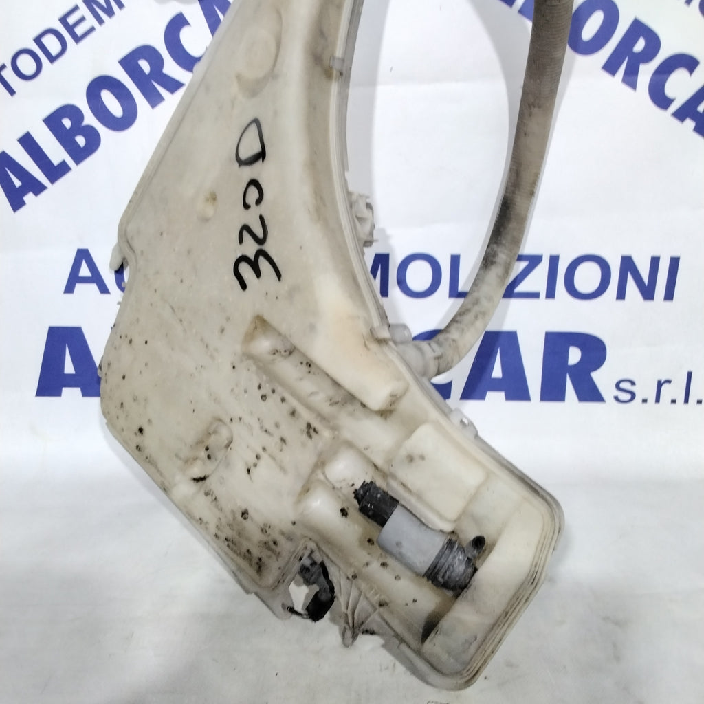 Depósito de agua limpiaparabrisas BMW 320 diésel año 2006