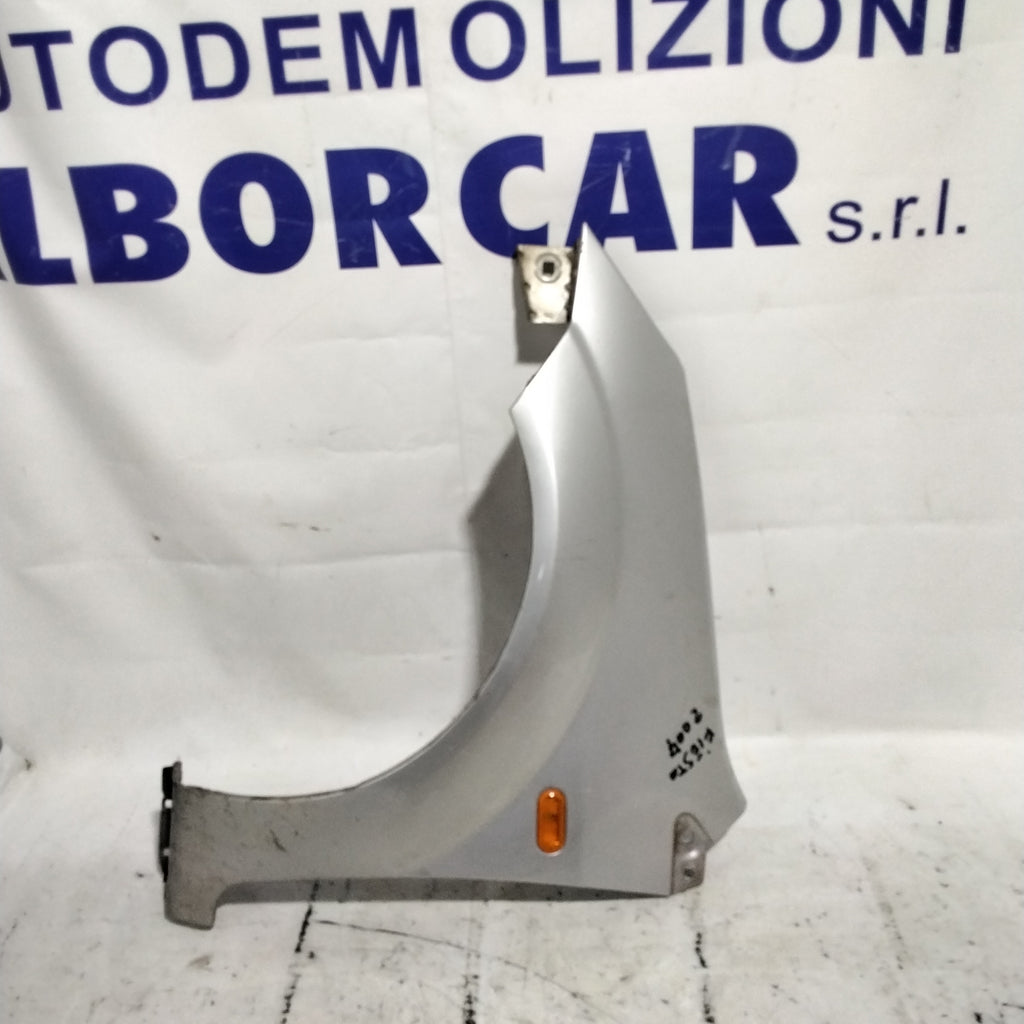 Guardabarros delantero izquierdo FORD Fiesta año 2007